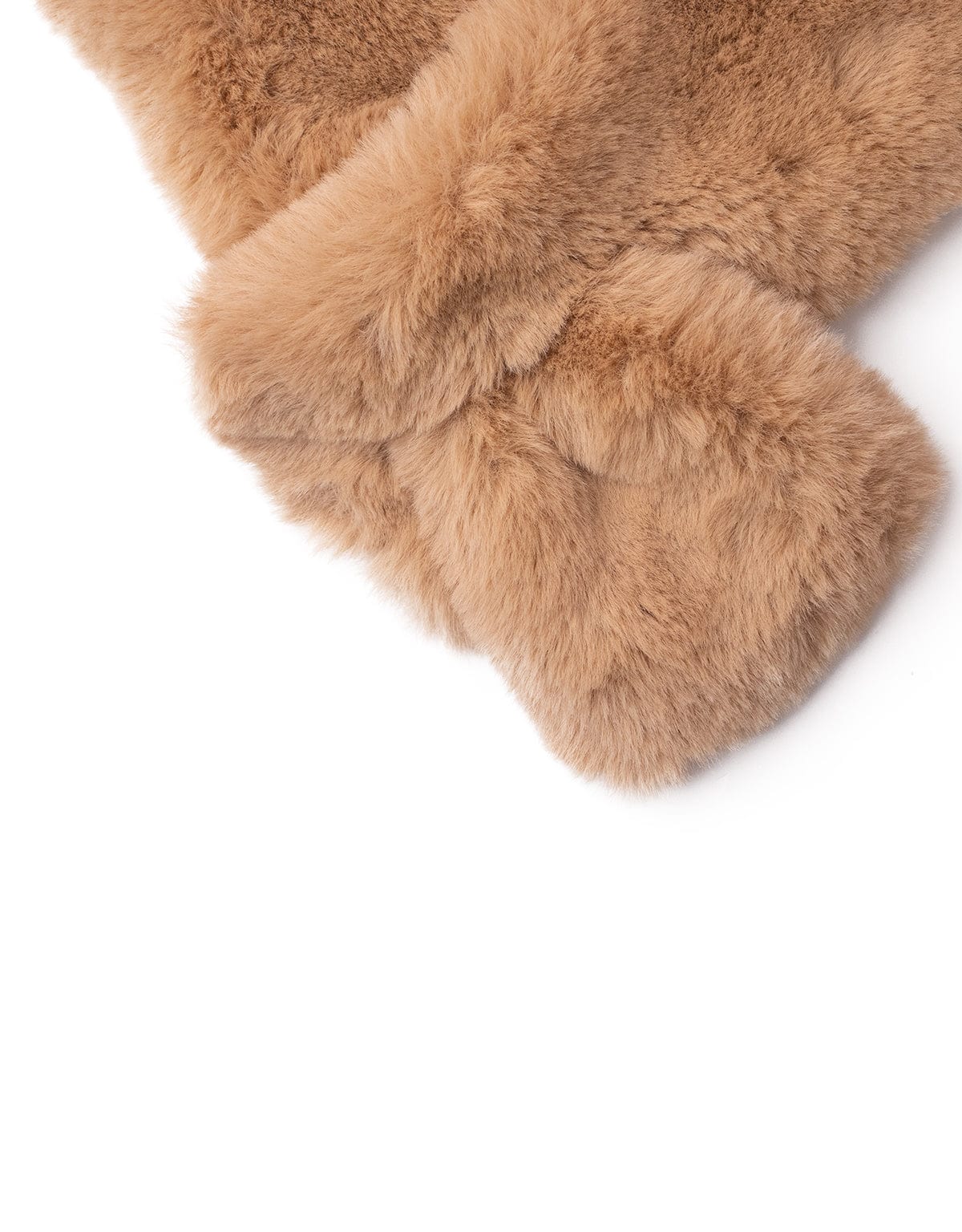 جينجرسنابس سكارف بناتي فرو بني