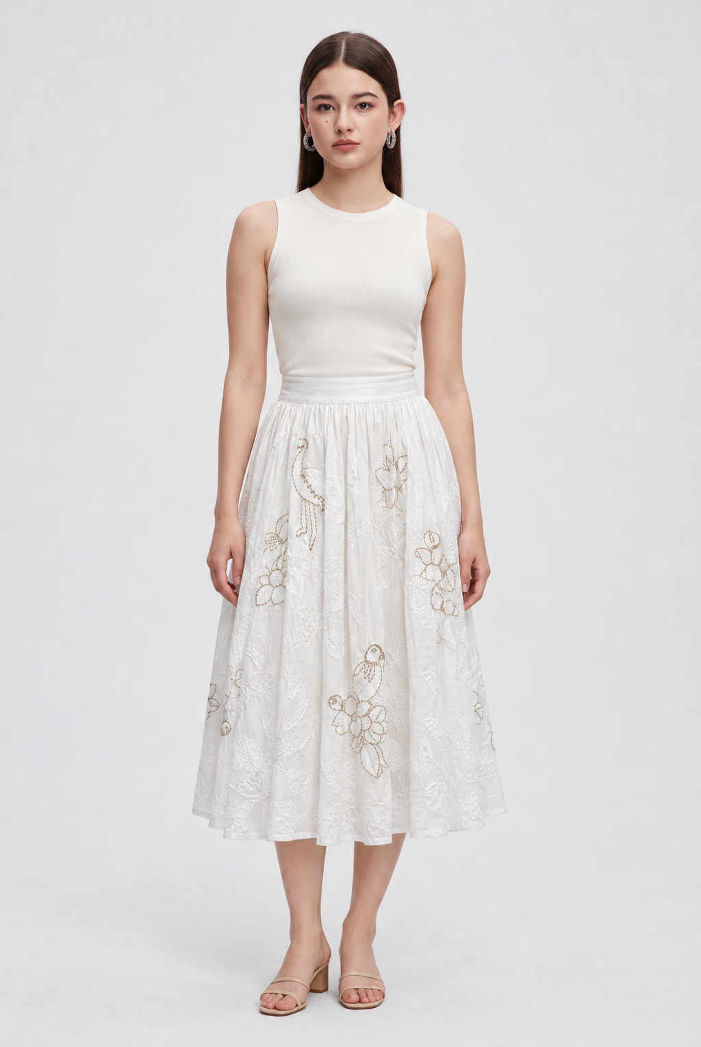 IY892S261AH white full front - model Daria S