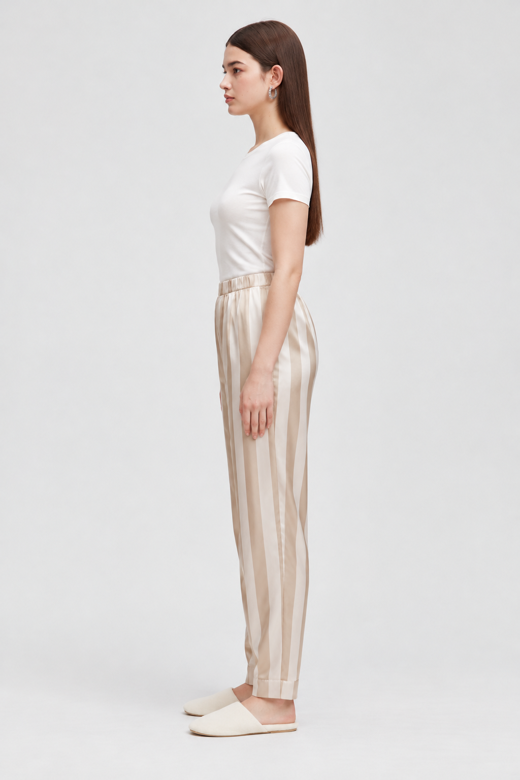 IY921S262CM gold side - model Daria S