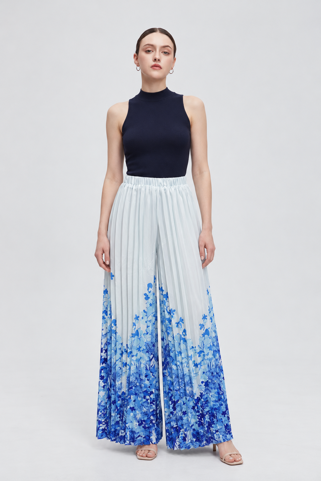 IYE311S261CZ blue_floral full front - model alice