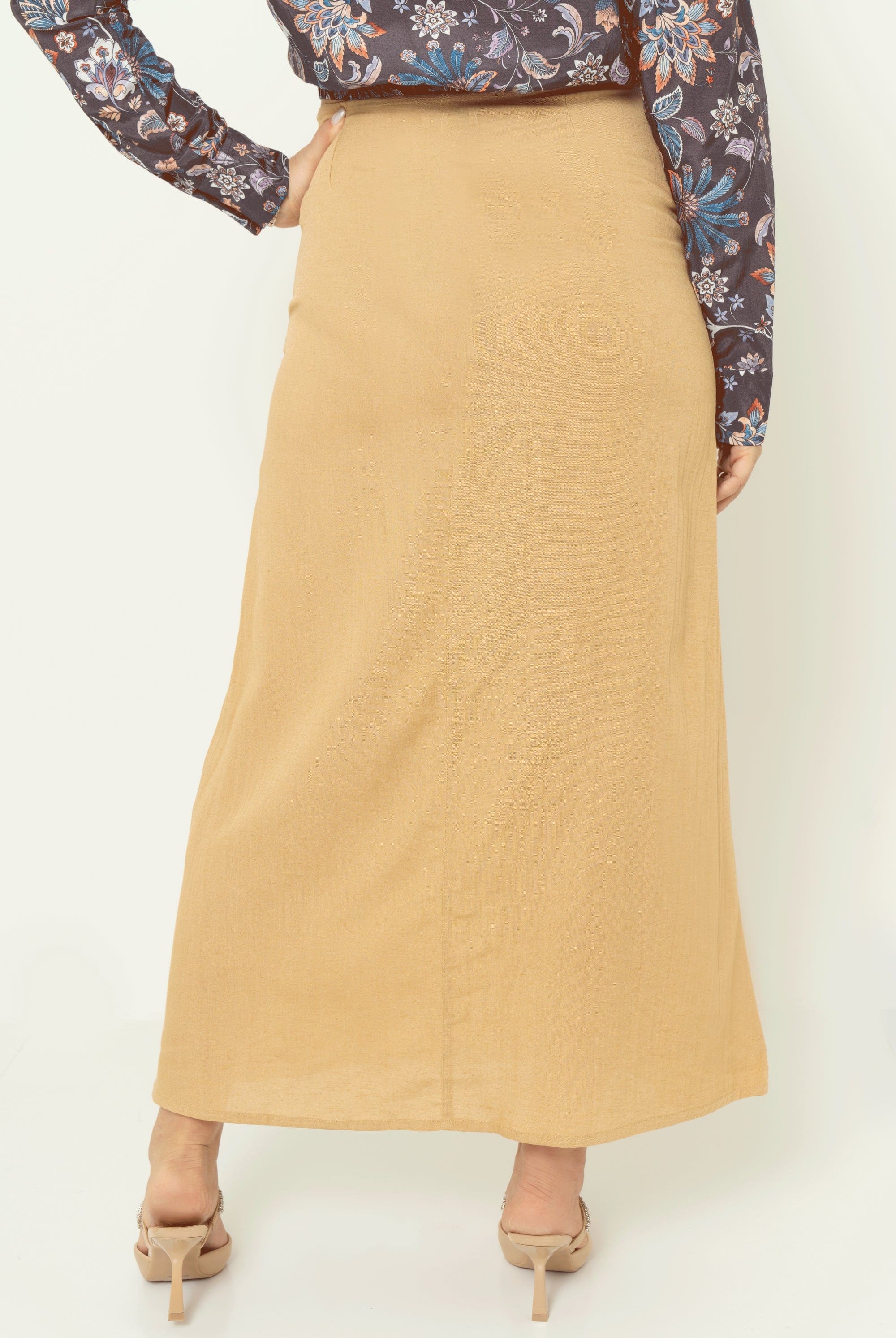 يولا تنورة طويلة نسائية سادة