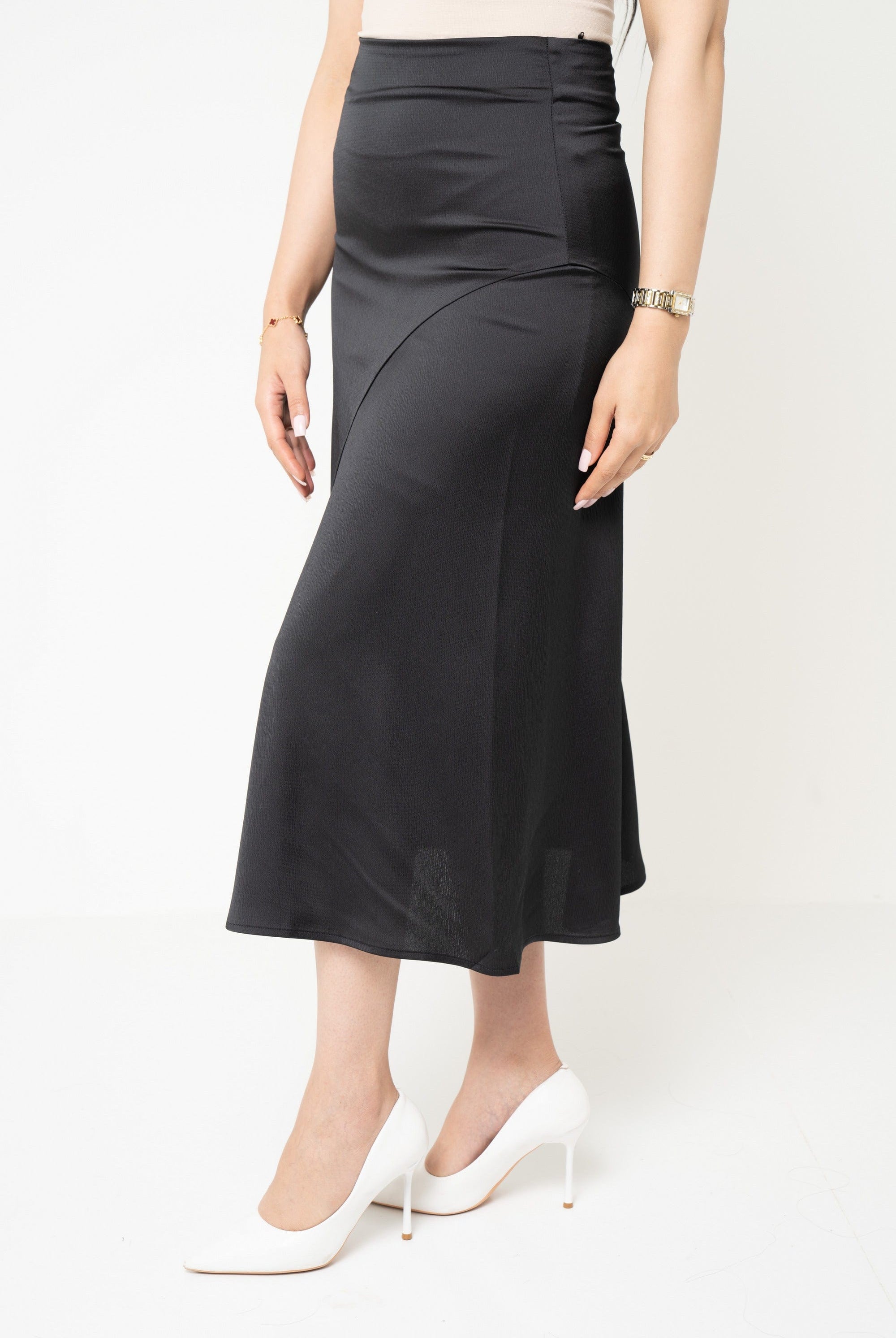 يولا تنورة نسائية طويلة للدوام