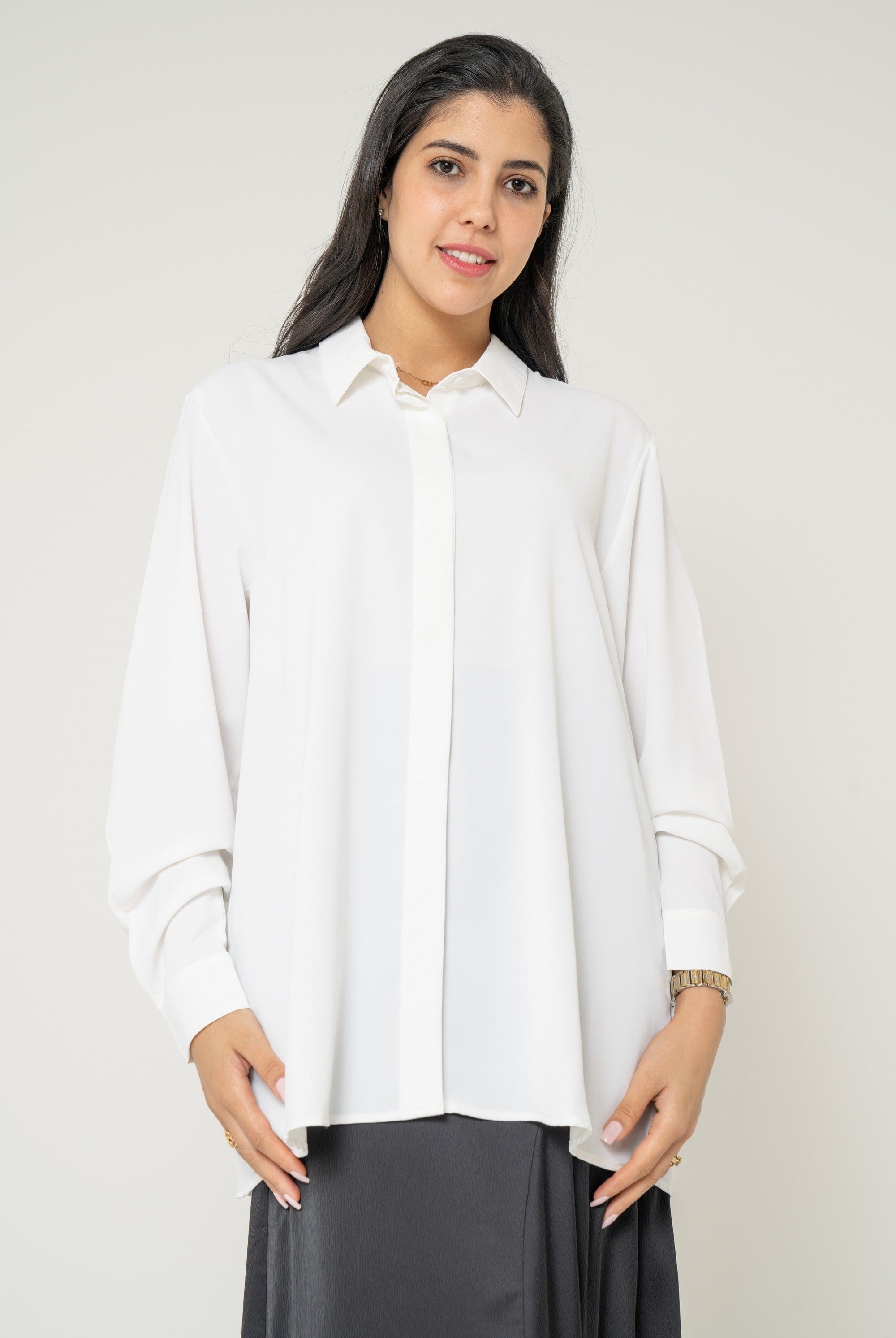 يولا بلوزة نسائية قميص طويل ساده للدوام