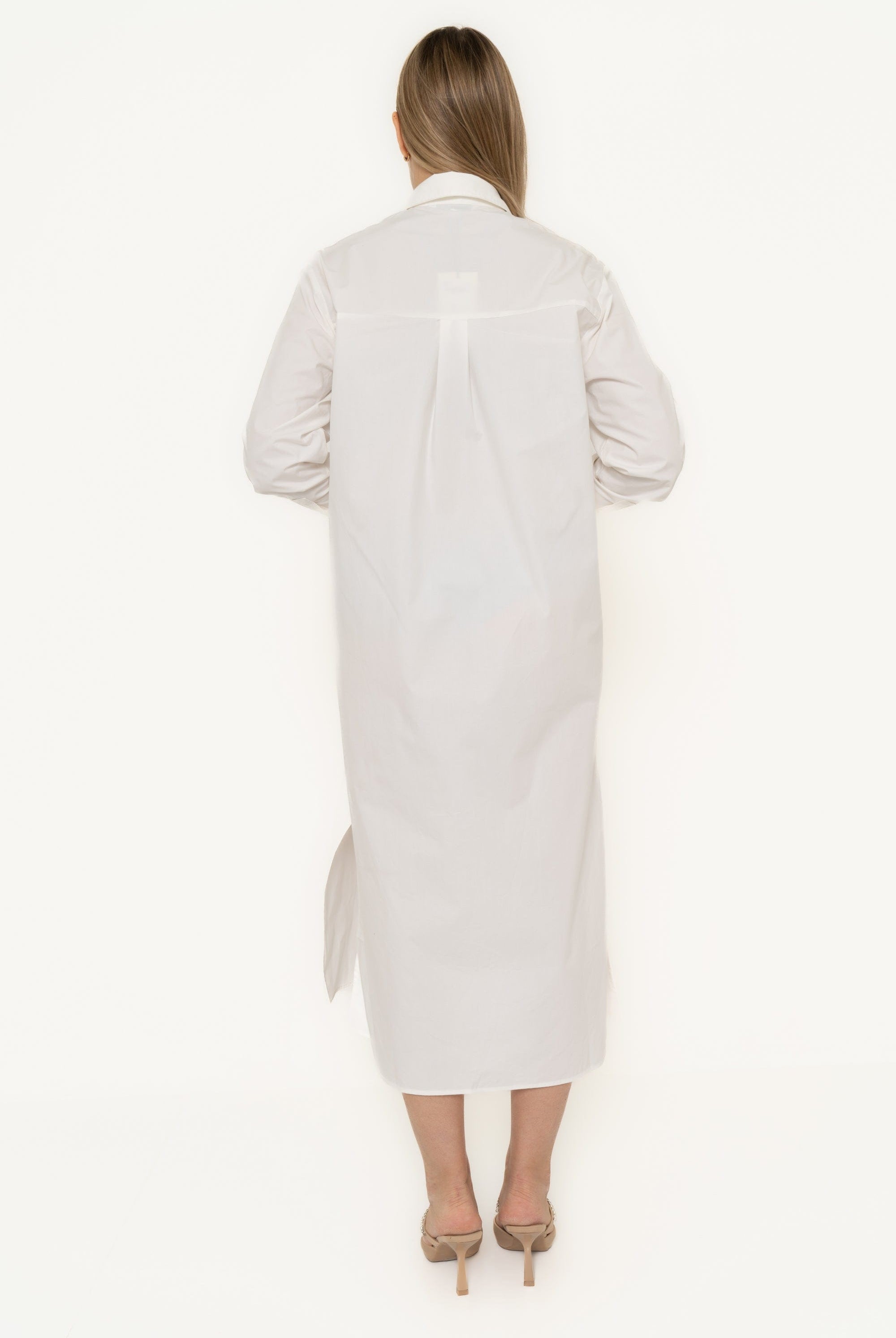 يولا فستان نسائي ميدي بياقة وأزرار امامية وفتحتين على الجنب