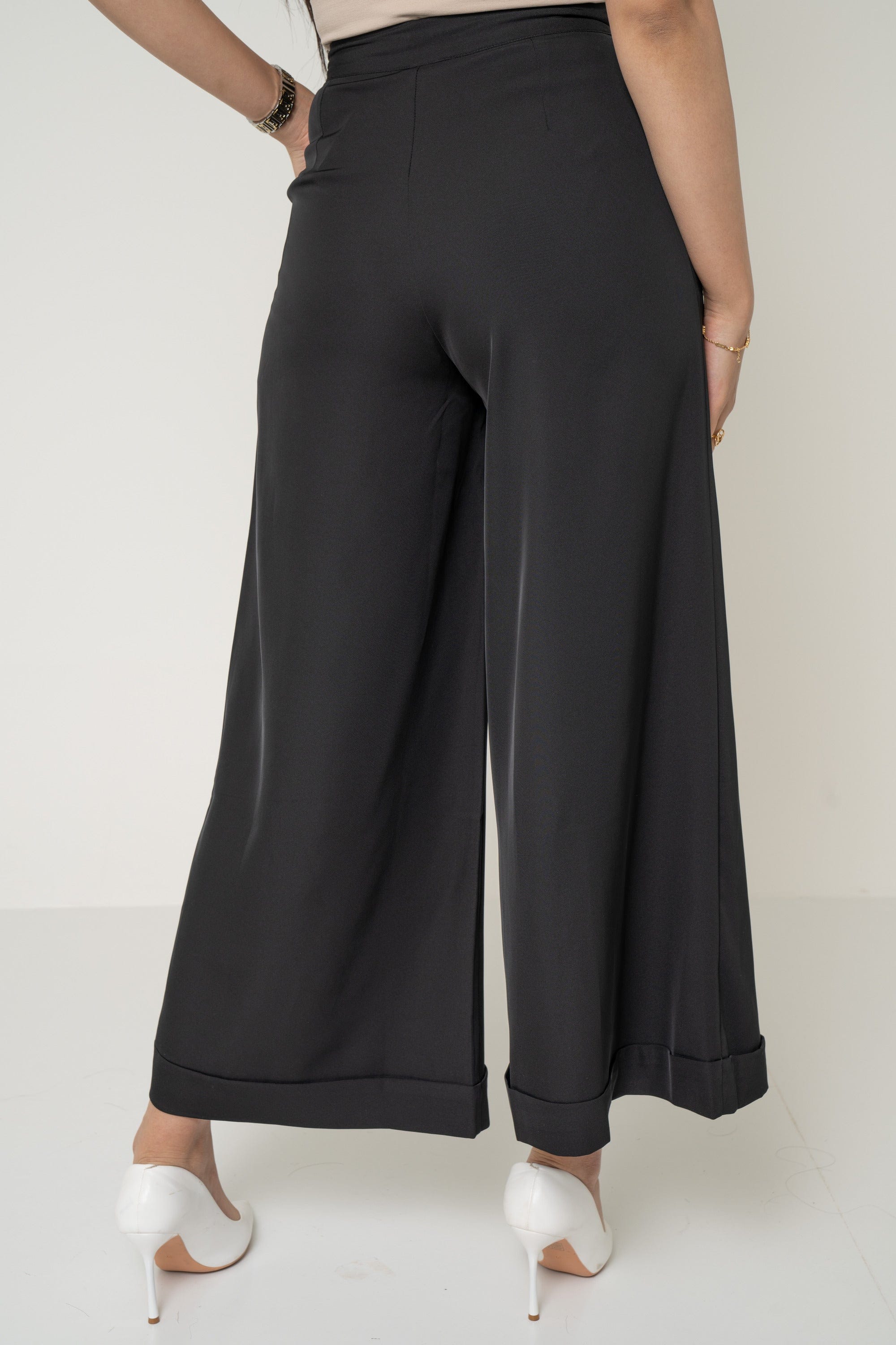 ูููุง ุจูุทููู ูุณุงุฆู ุทููู ููุงุณูู ูุตุฉ ูุงุณุนุฉ