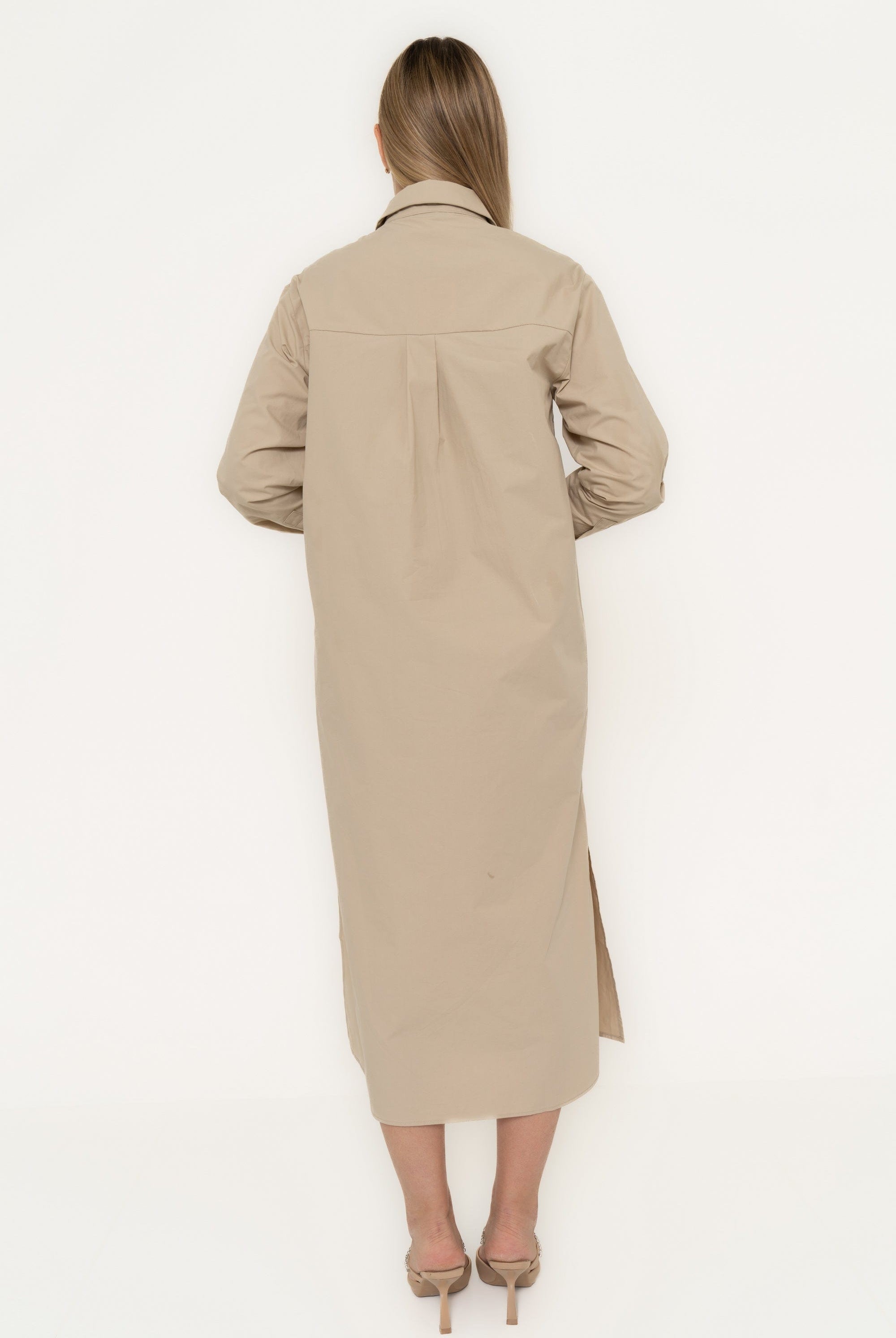 يولا فستان نسائي ميدي بياقة وأزرار امامية وفتحتين على الجنب