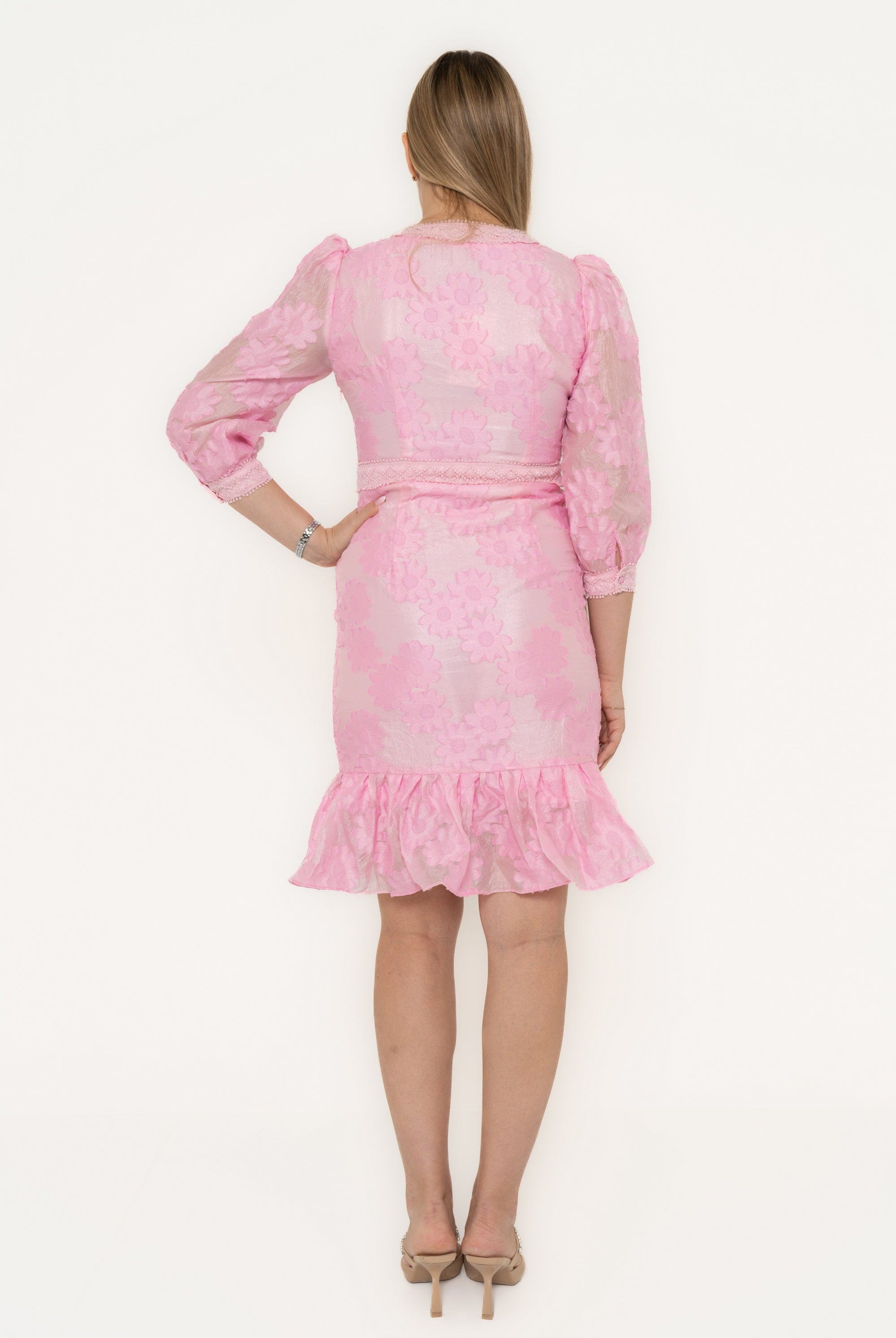 يولا فستان نسائي قصير 3/4 كم بقصه كشكش