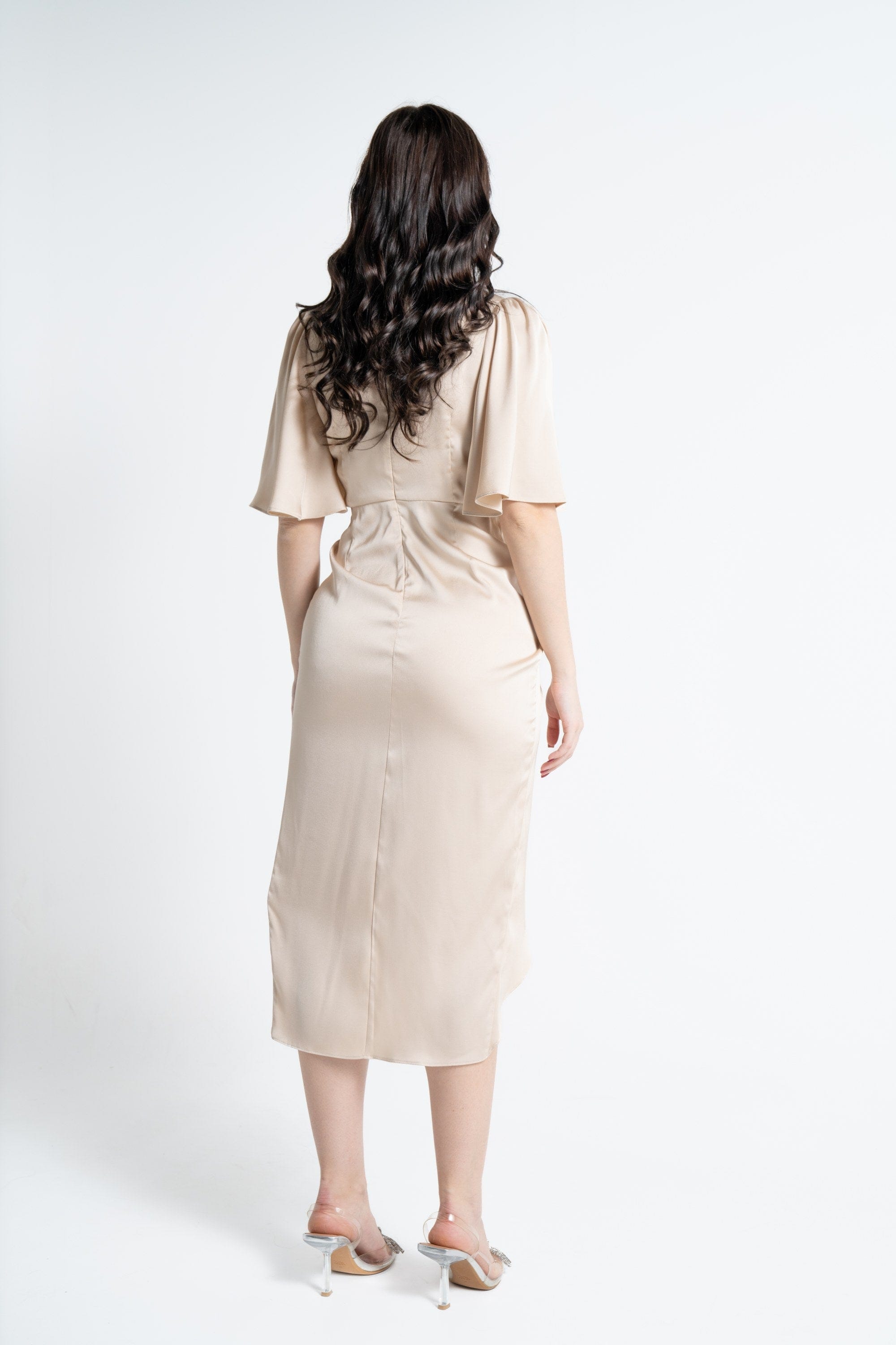 ูุชุดู ูุณุชุงู ู
ูุฏู ุจุฃูู
ุงู
ูุตูุฑุฉ ูู ูุตูุฑ ู
ู ุงูุฃู
ุงู