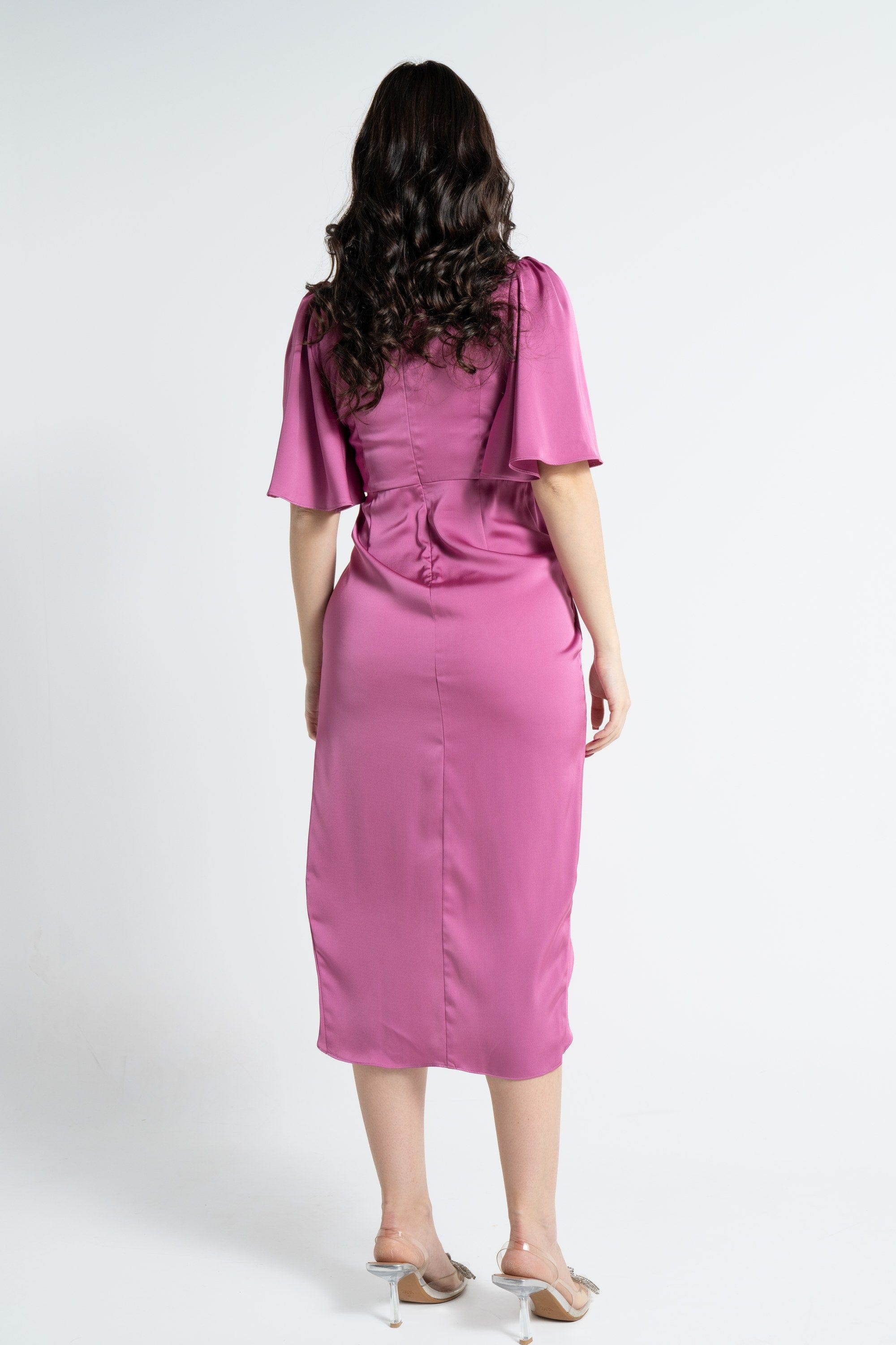 ูุชุดู ูุณุชุงู ู
ูุฏู ุจุฃูู
ุงู
ูุตูุฑุฉ ูู ูุตูุฑ ู
ู ุงูุฃู
ุงู