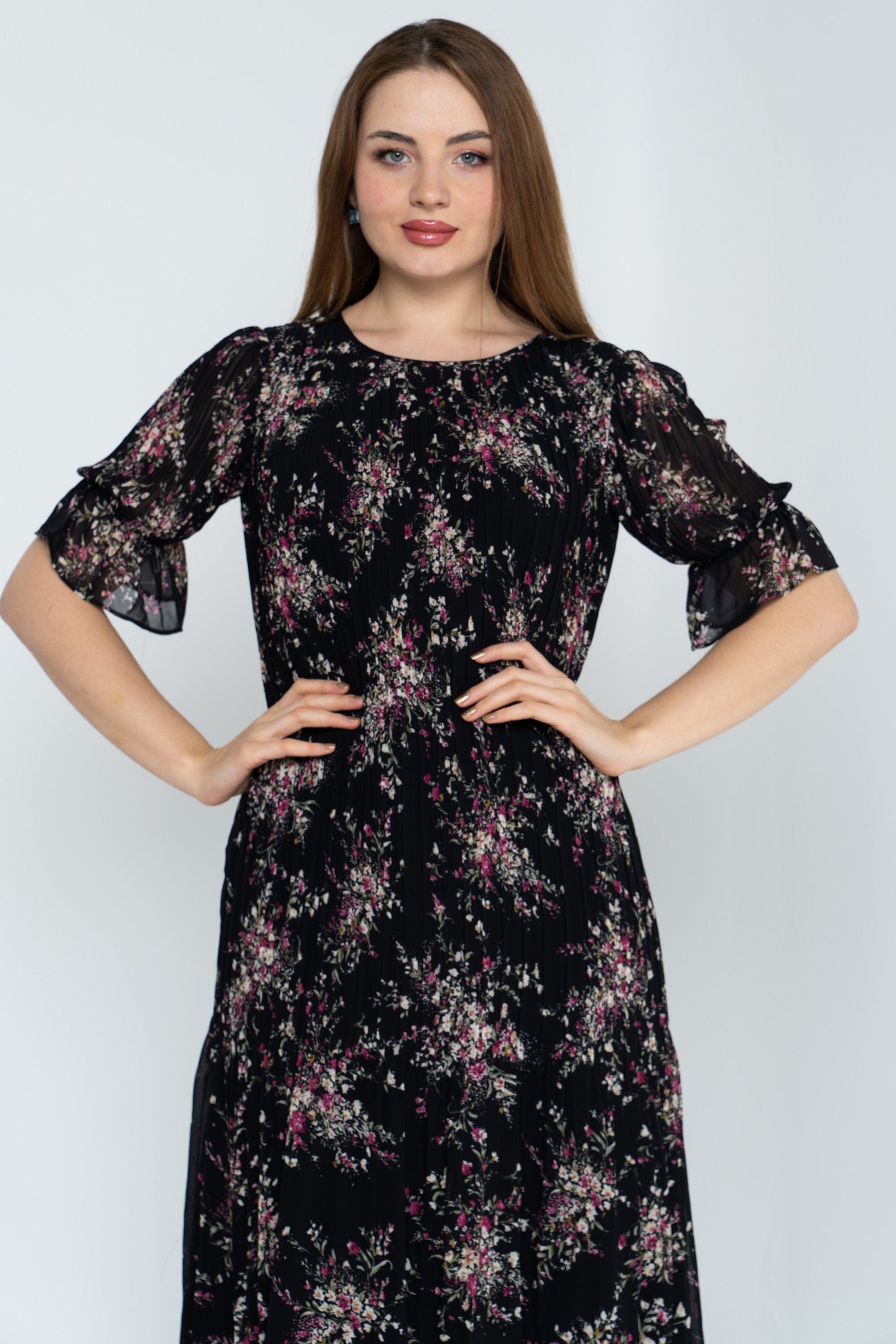 نتشي فستان ماكسي 3/4 كم مورد برقبة دائرية