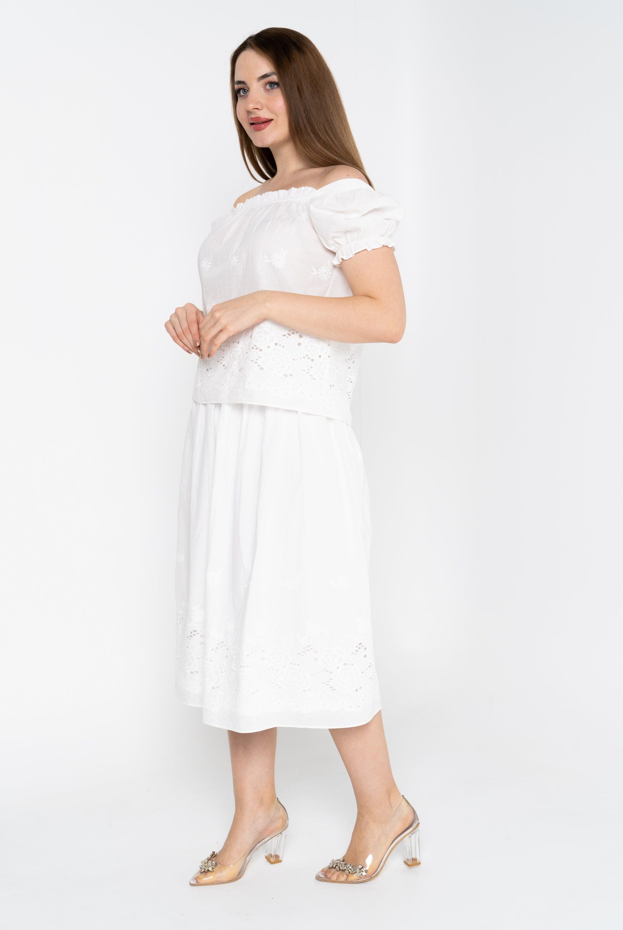 نتشي تنورة ميدي مخرمة سادة