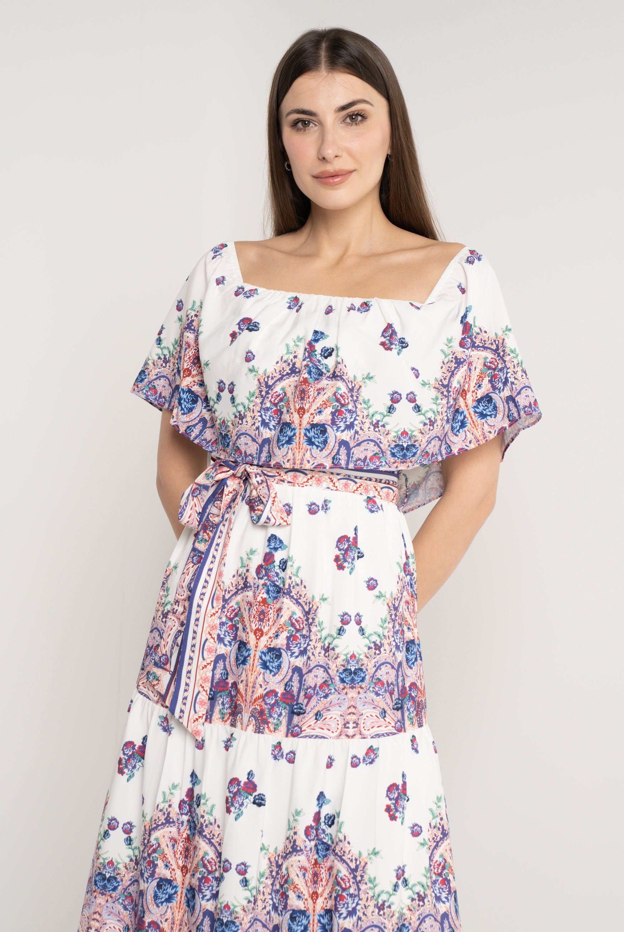 نتشي فستان ماكسي منقوش مخصر بحزام كم قصير وفتحة صدر مربعة ازرق/زهري