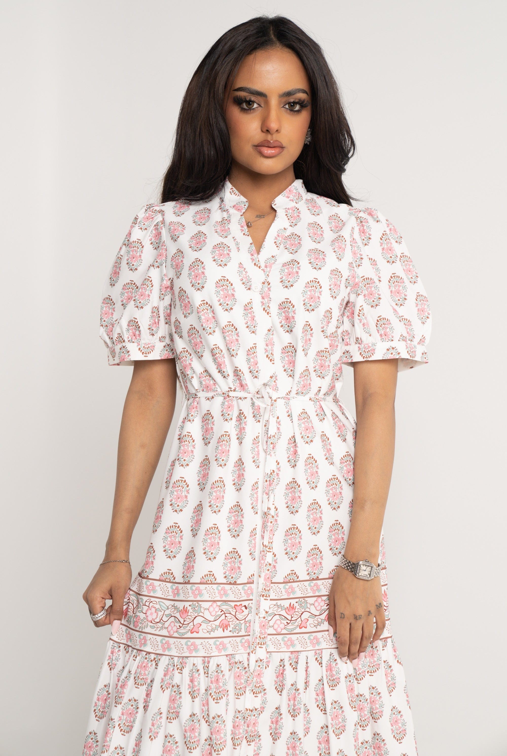 نتشي فستان ميدي منقوش واسع من أسفل نص كم بف نسائي ازرق/زهري