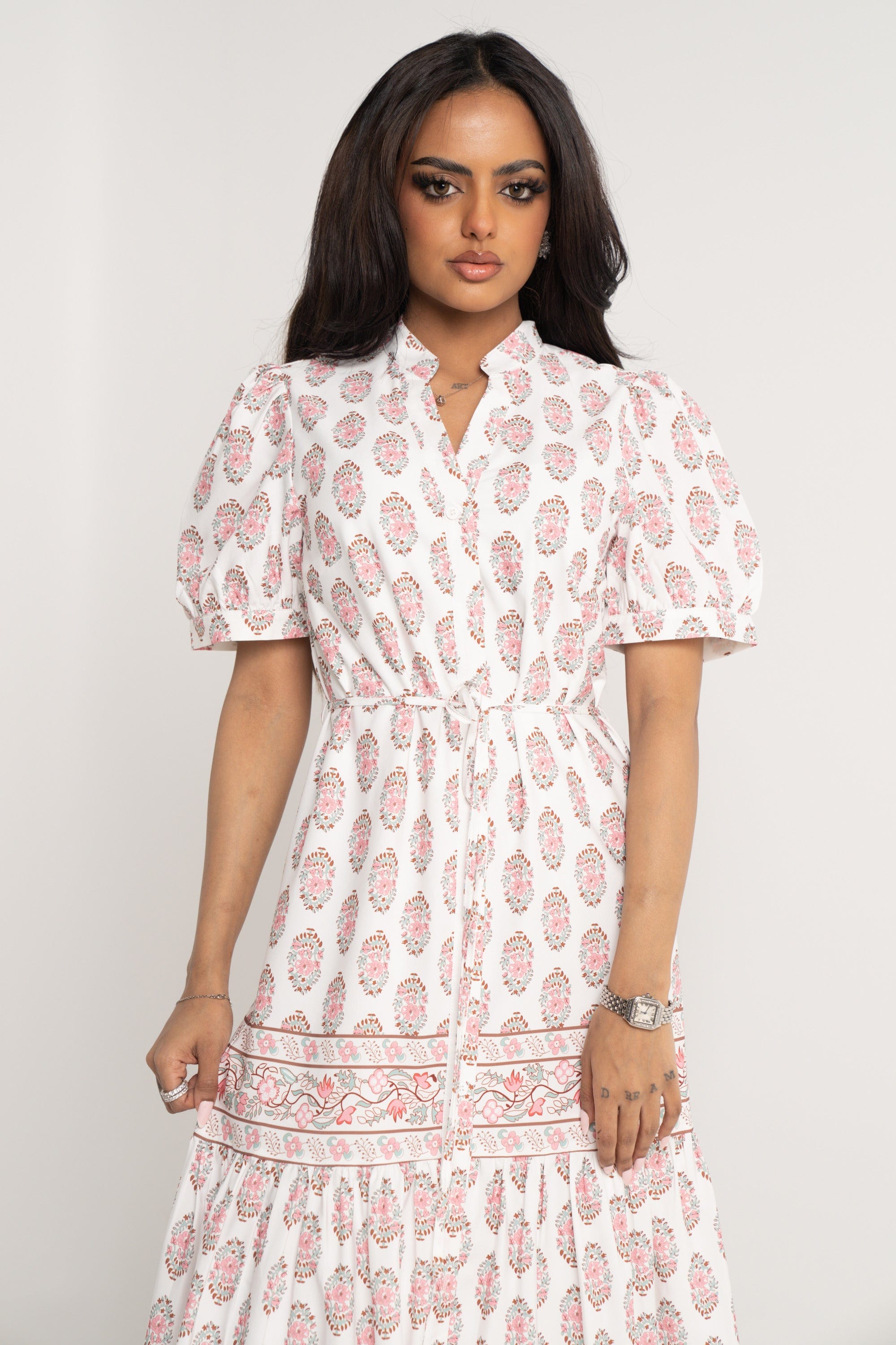 نتشي فستان ميدي منقوش واسع من أسفل نص كم بف نسائي ازرق/زهري