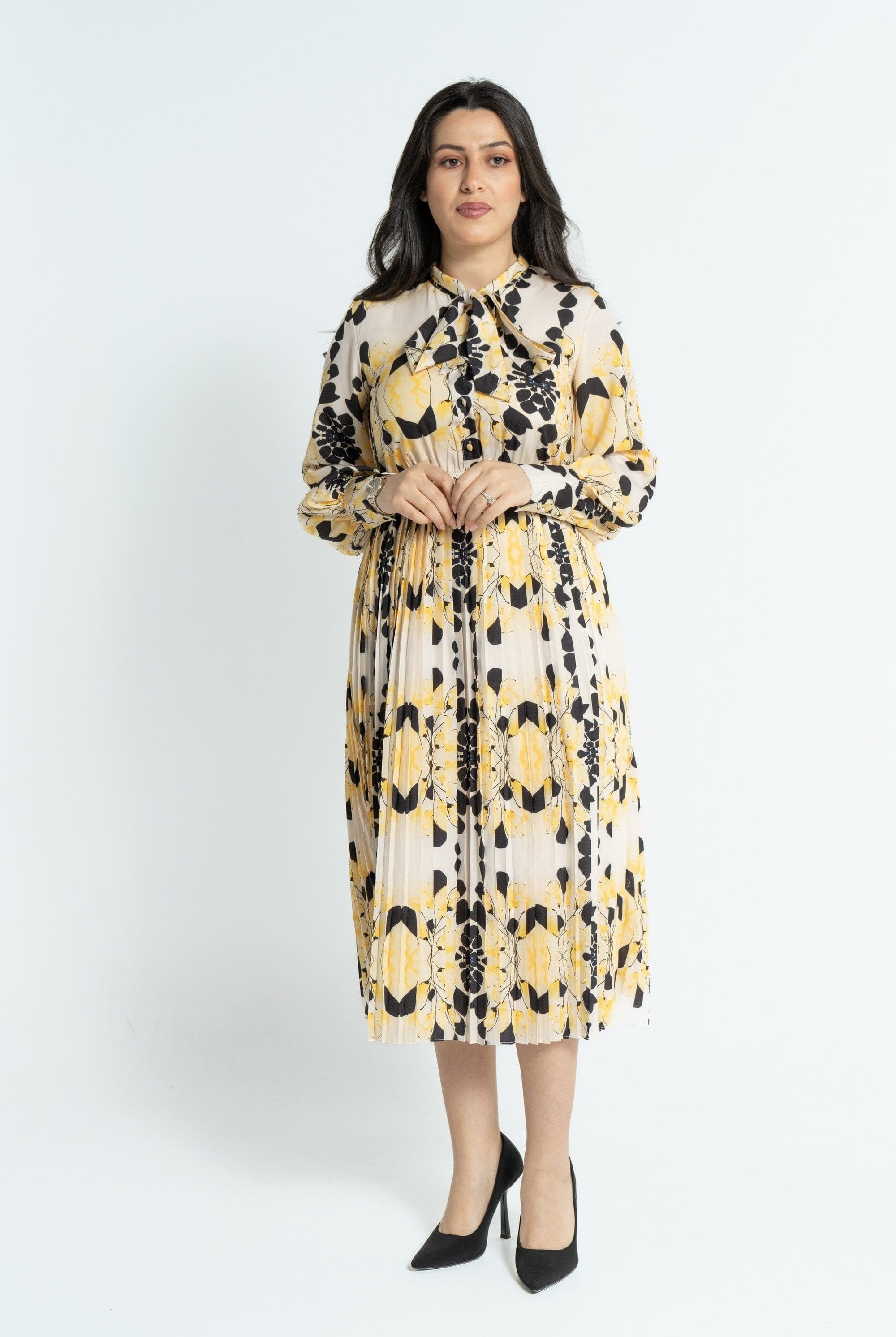 نتشي فستان ميدي بأكمام طويلة منقوش مخصر نسائي