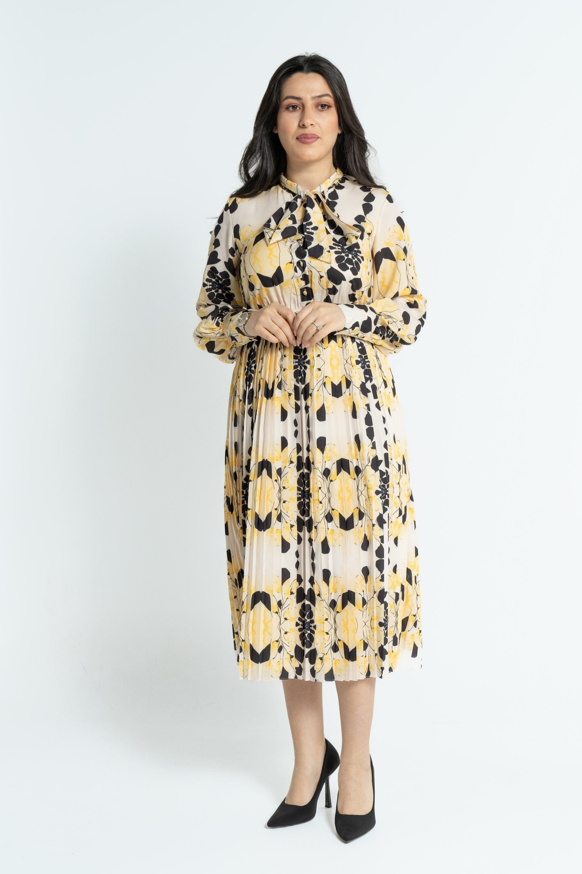 نتشي فستان ميدي بأكمام طويلة منقوش مخصر نسائي