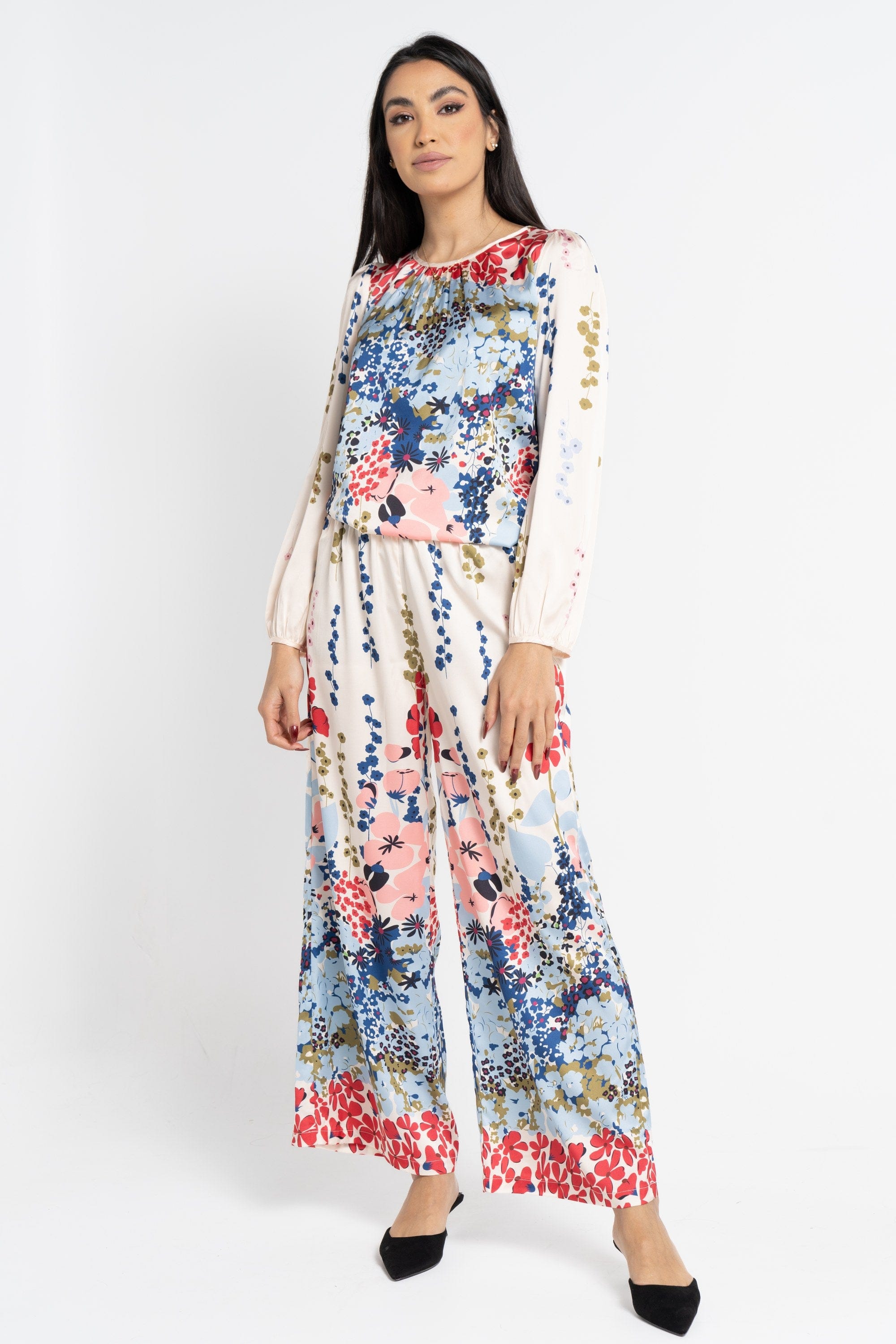 نتشي بنطلون طويل بنقشة ورود نسائي بيج