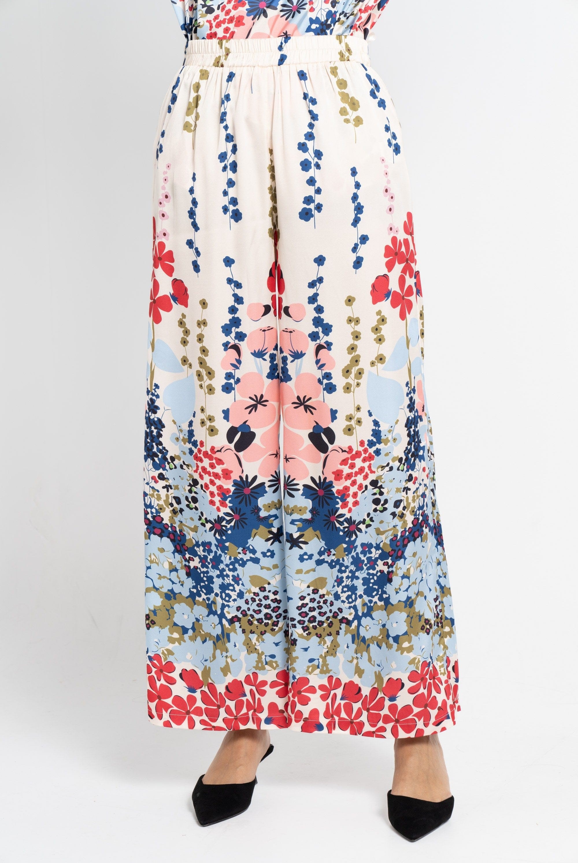 نتشي بنطلون طويل بنقشة ورود نسائي بيج