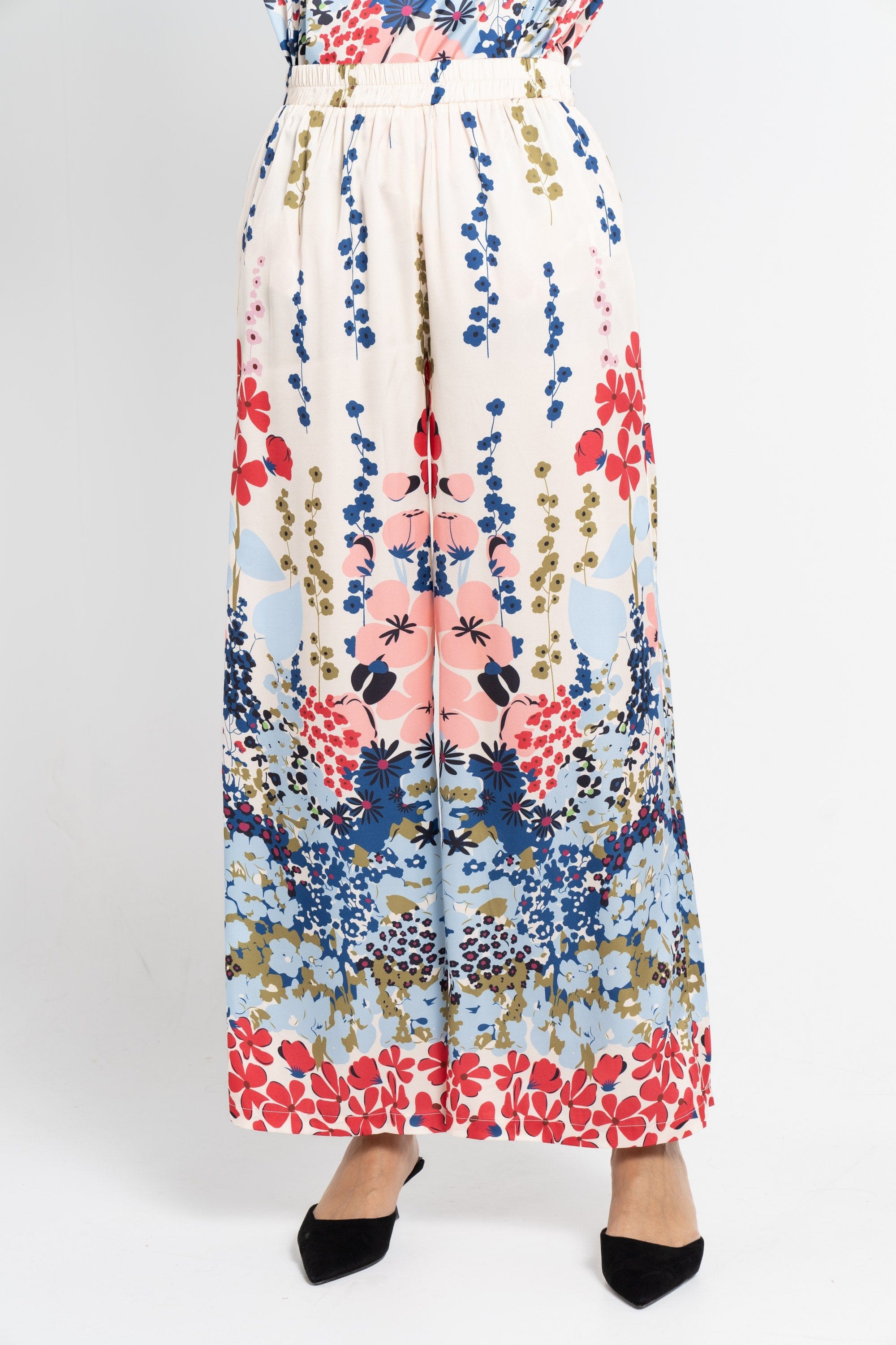 نتشي بنطلون طويل بنقشة ورود نسائي بيج