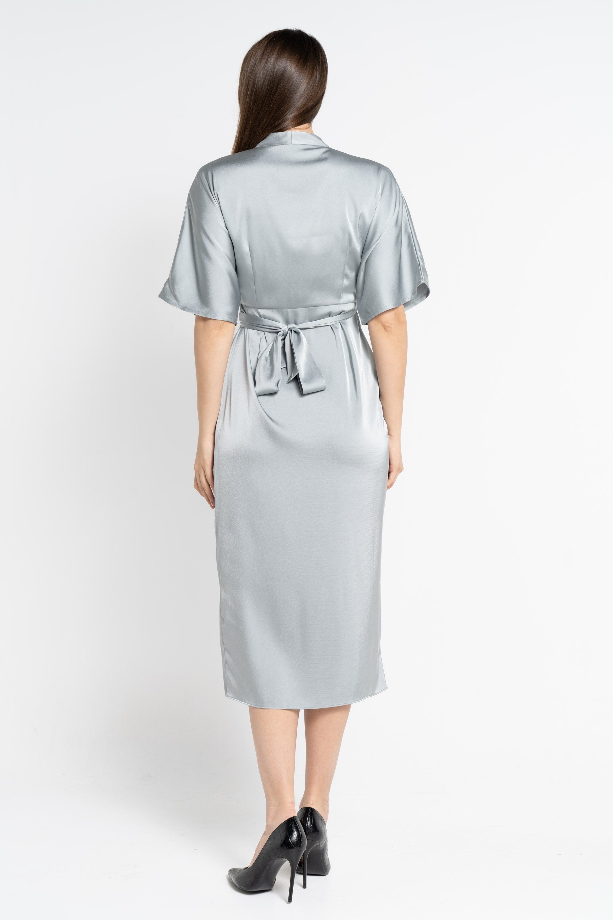 نتشي فستان ميدي بأكمام فراشة مخصرة نص كم بف نسائي