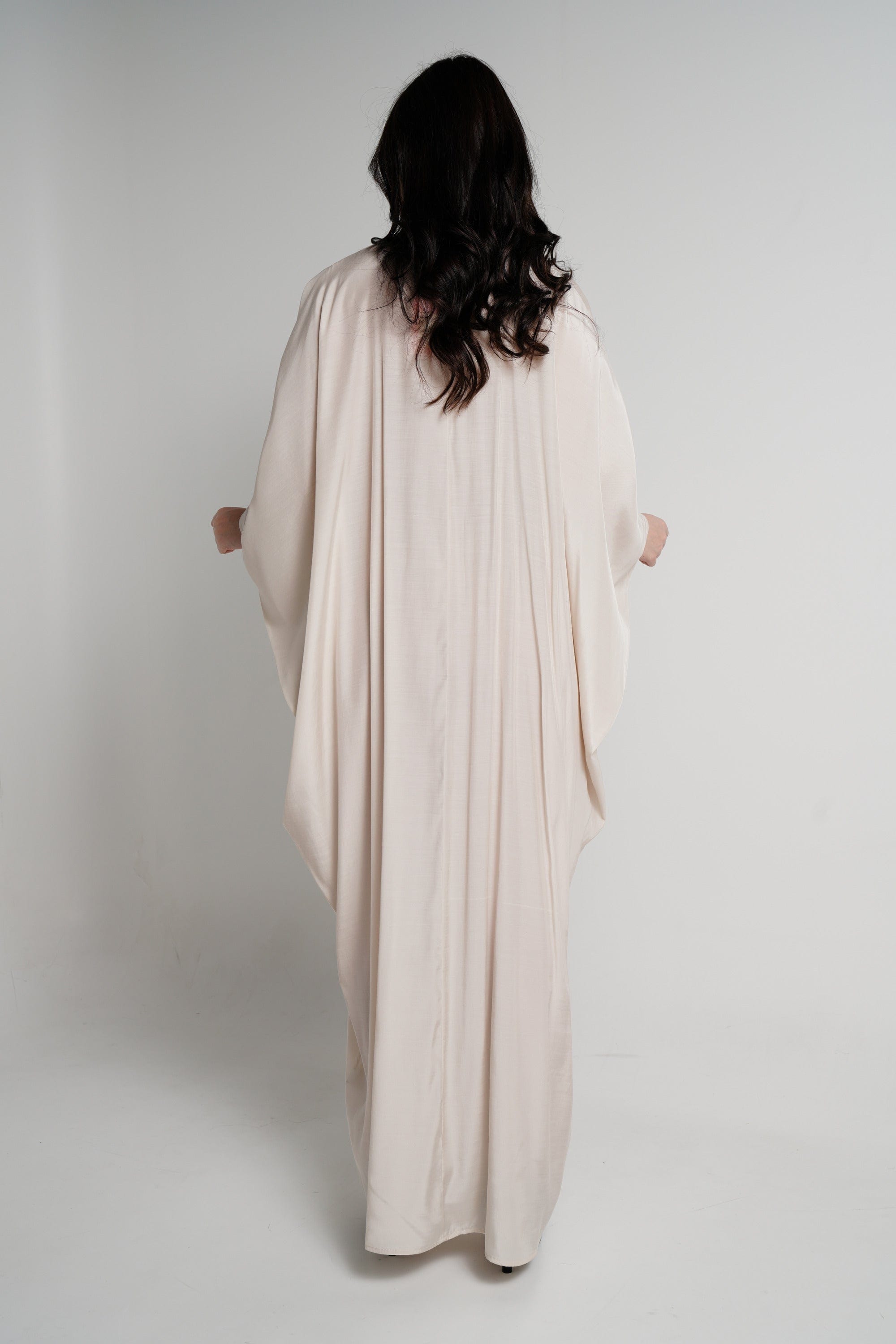 نتشي فستان ماكسي بأكمام فراشة سادة واسعة نسائي رملي