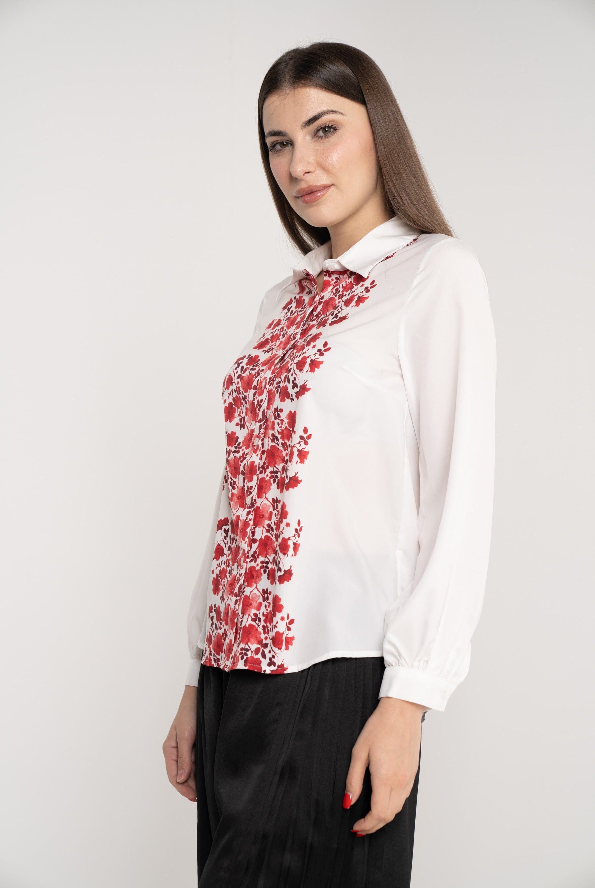 نتشي قميص بأزرار أمامية موردة كم طويل بف بياقة