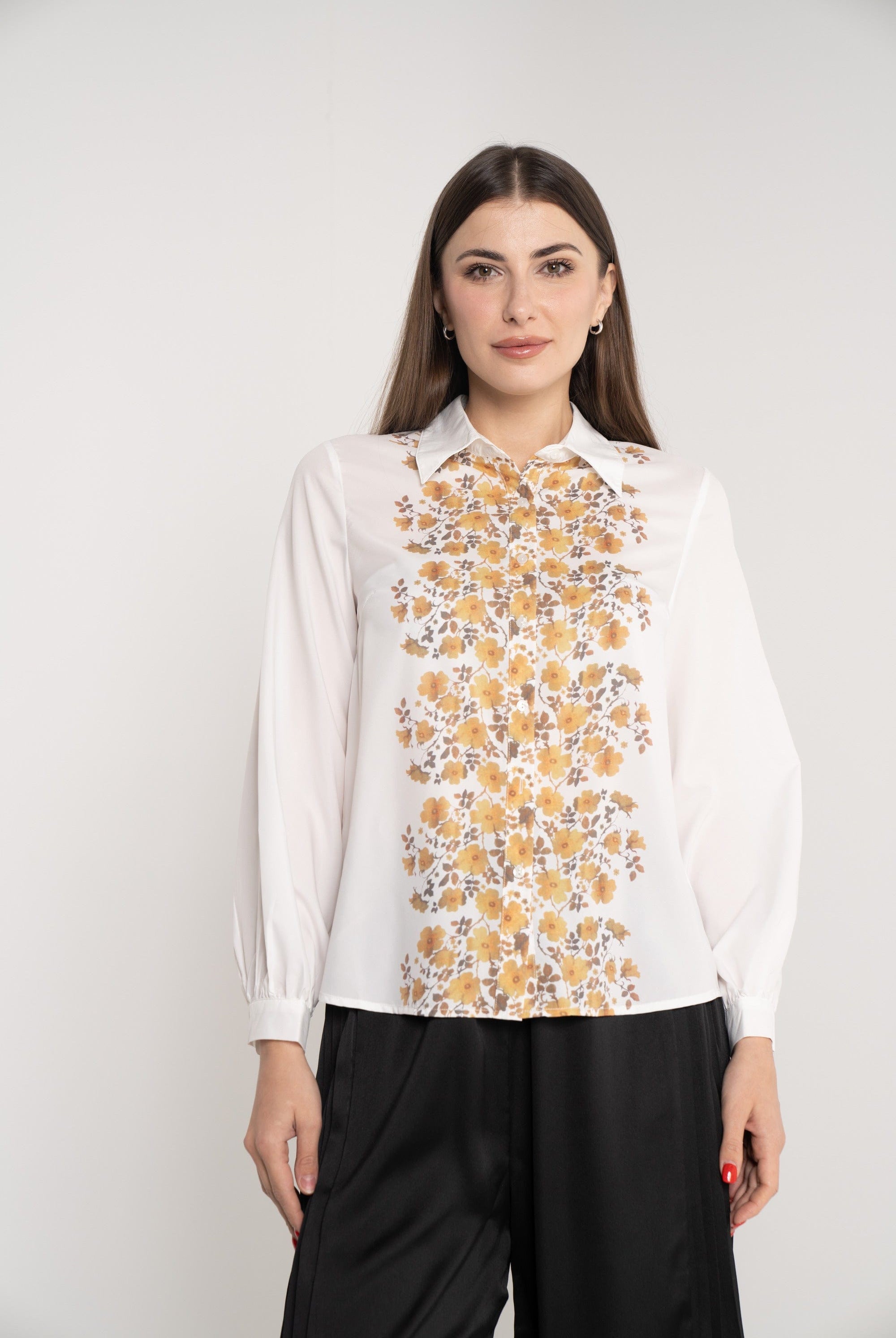 نتشي قميص بأزرار أمامية موردة كم طويل بف بياقة