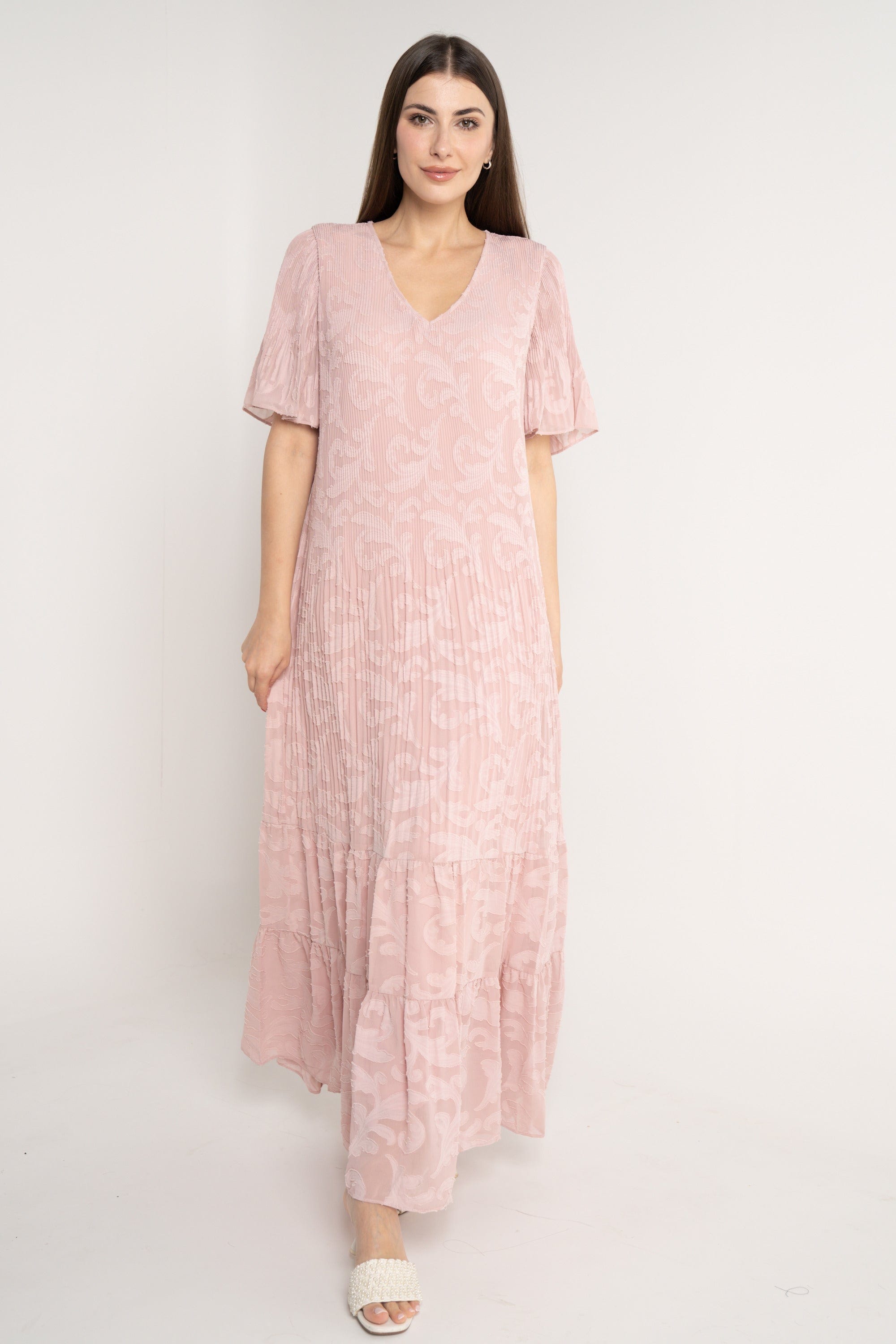 نتشي فستان طويل نص كم واسع فراشة