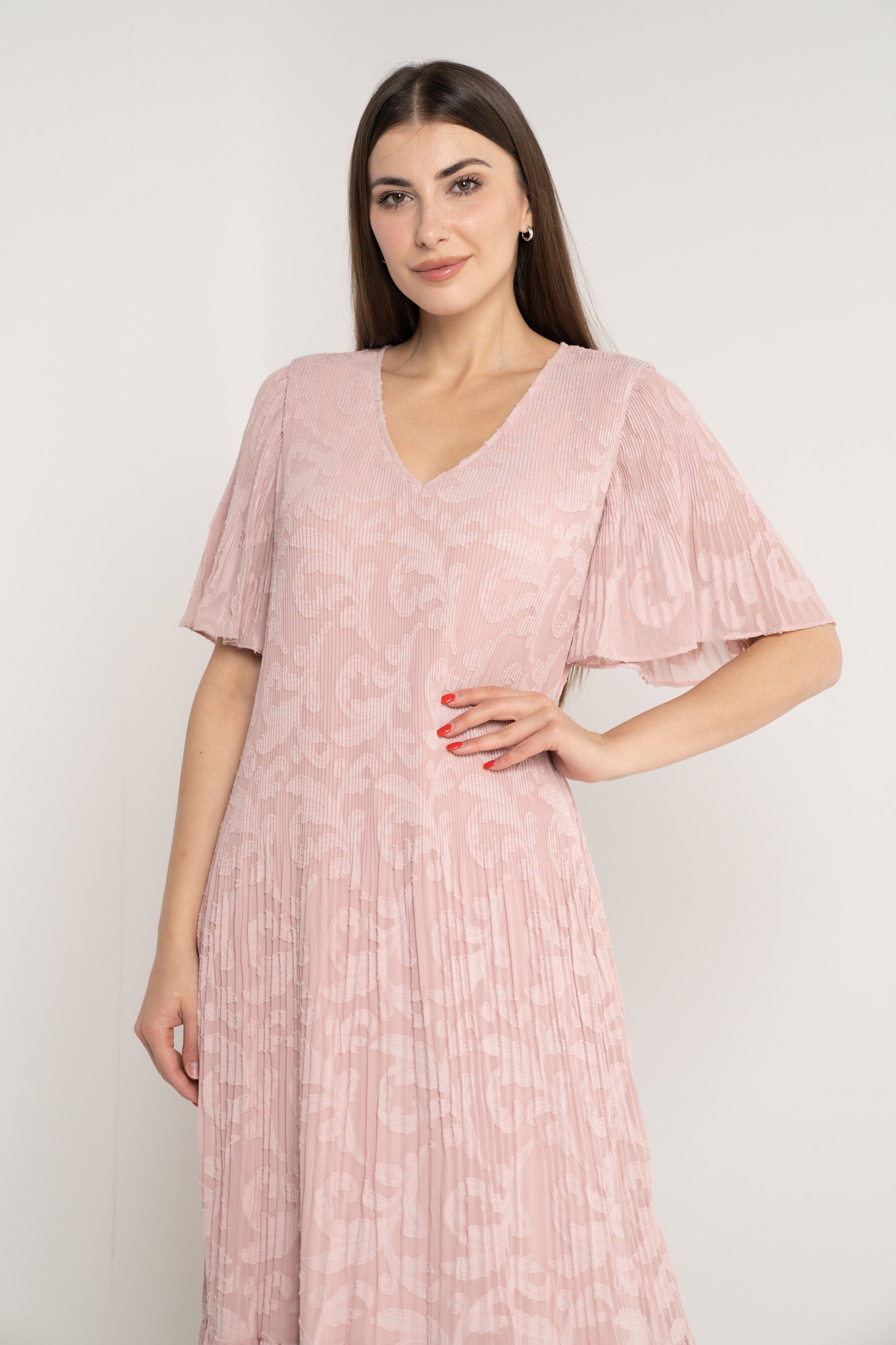 نتشي فستان طويل نص كم واسع فراشة