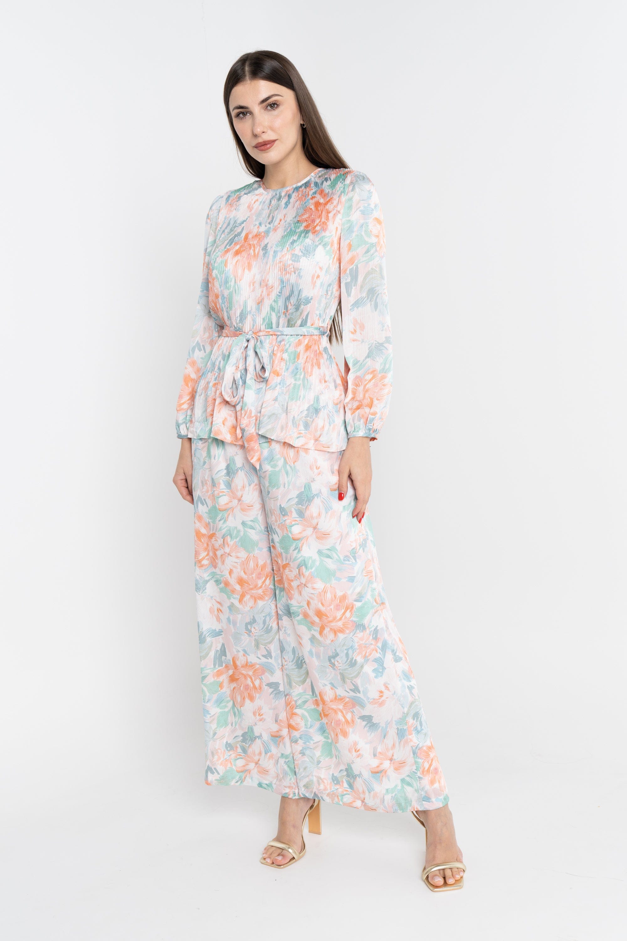 نتشي بلوزة أكمام طويلة مشجة بليسيه