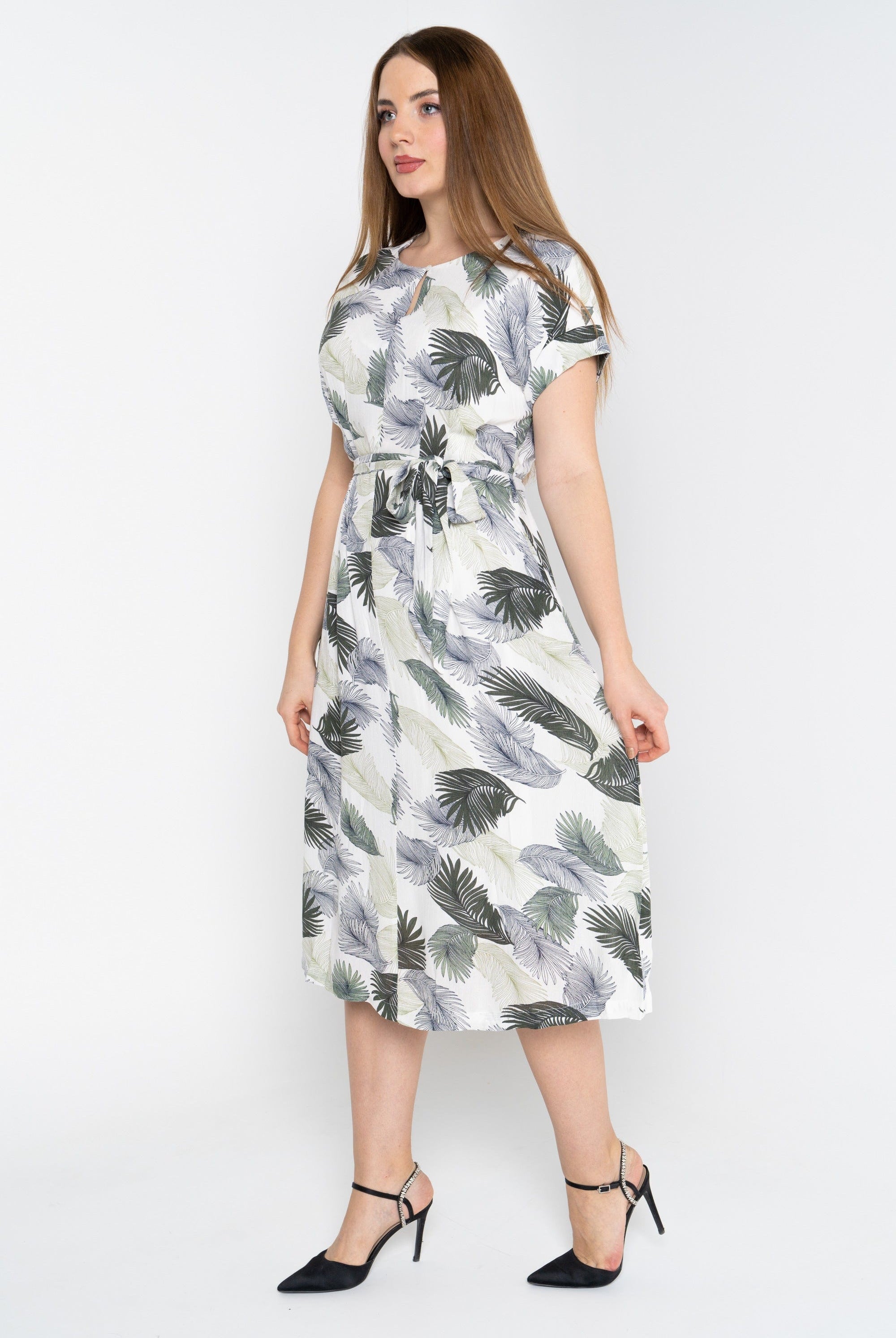 نتشي فستان ميدي منقوش برباط كم قصير