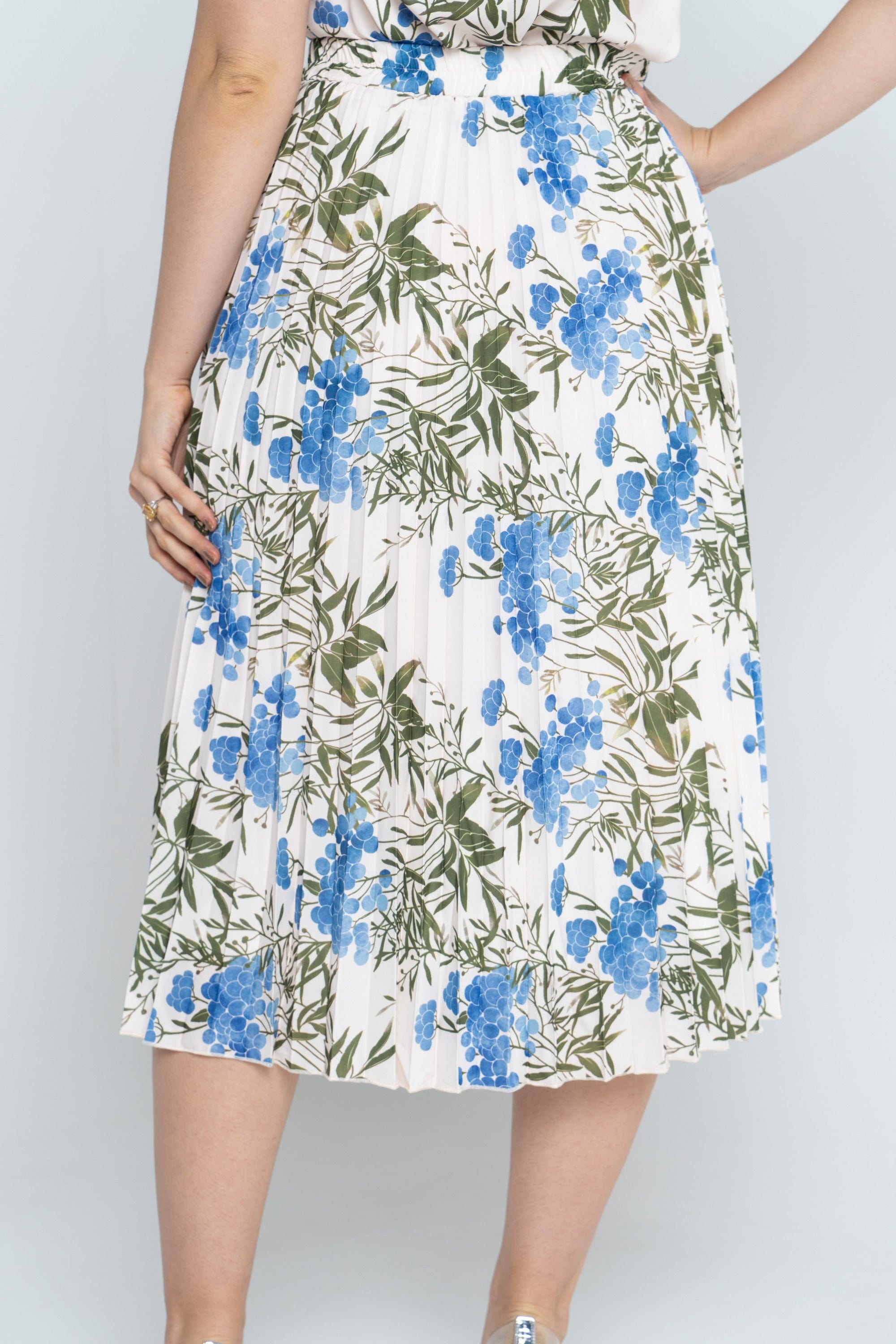 نتشي تنورة ميدي مشجرة