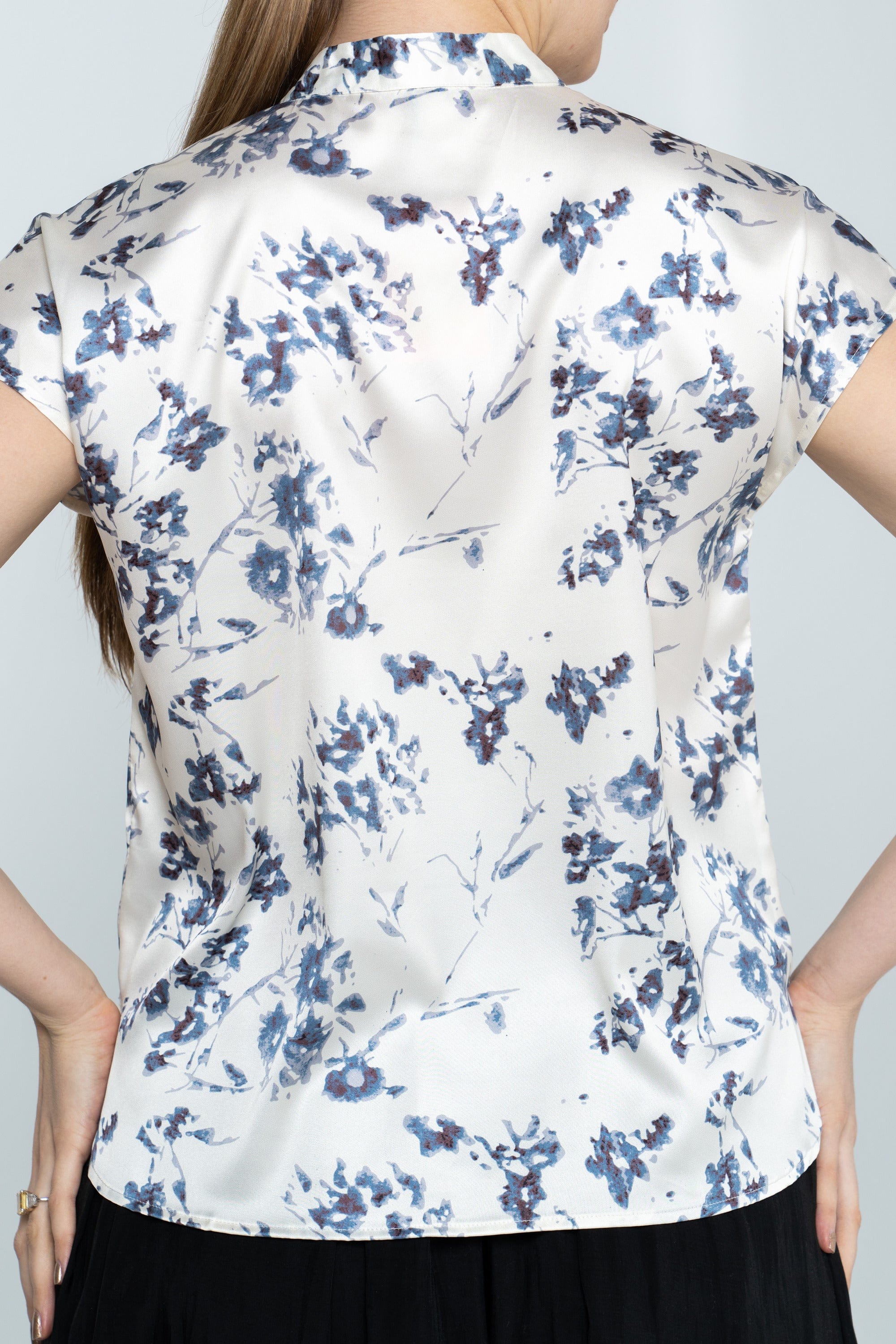 ูุชุดู ุจููุฒุฉ ู
ูููุดุฉ ุจุงููุฑูุฏ ูู
ูุตูุฑ