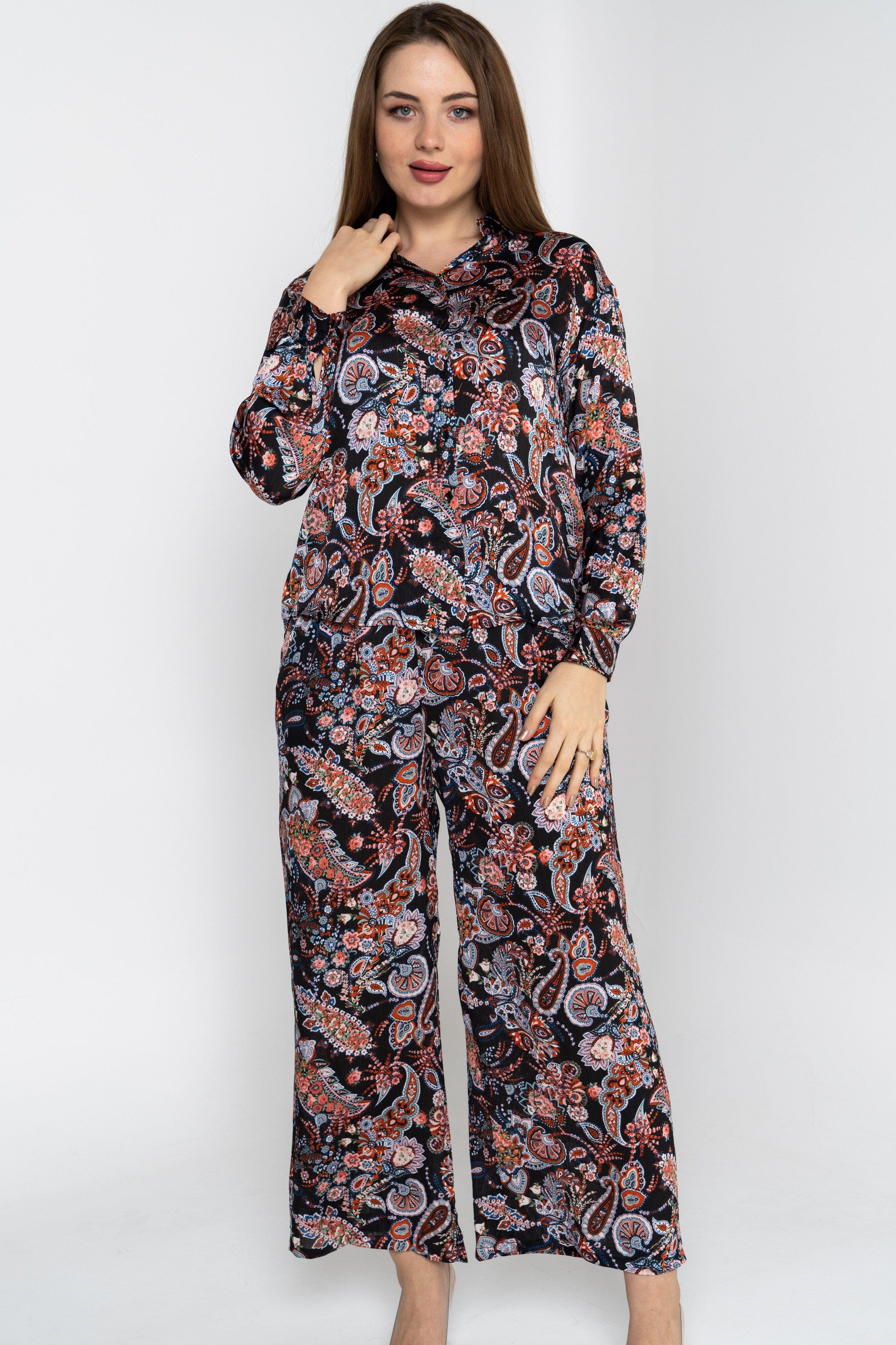 نتشي بنطلون طويل مشجر فضفاض نسائي