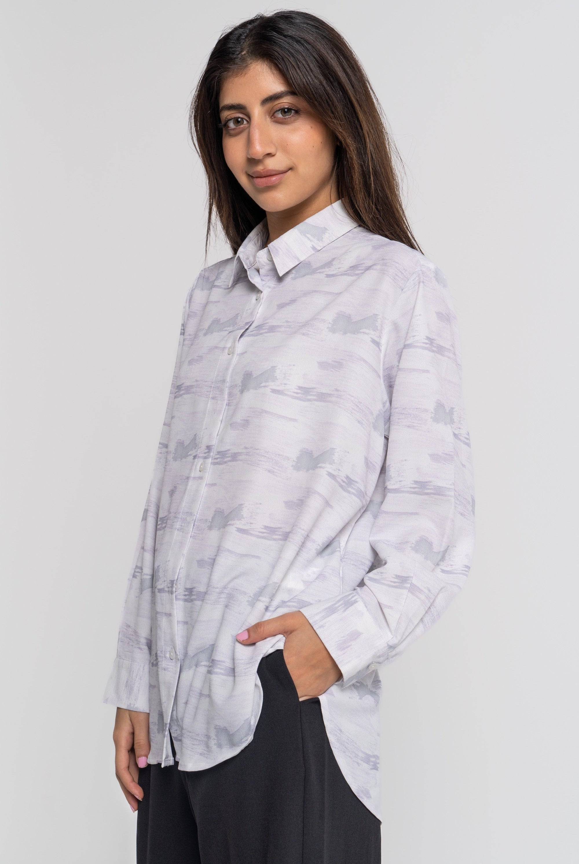 نتشي قميص نسائي منقوش بأكمام طويلة