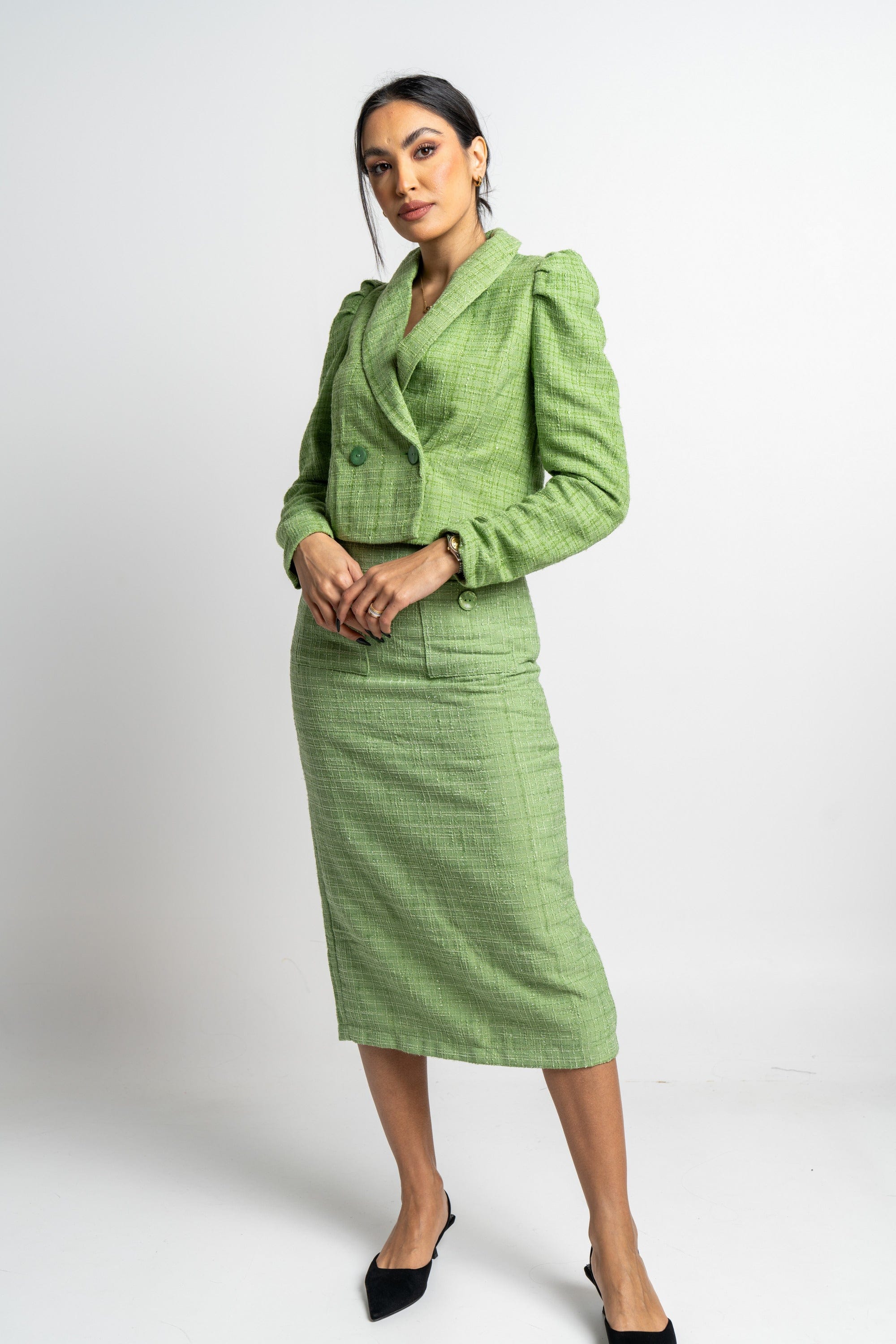 نتشي سترة قصيرة بأكمام طويلة بأزرار أمامية نسائي