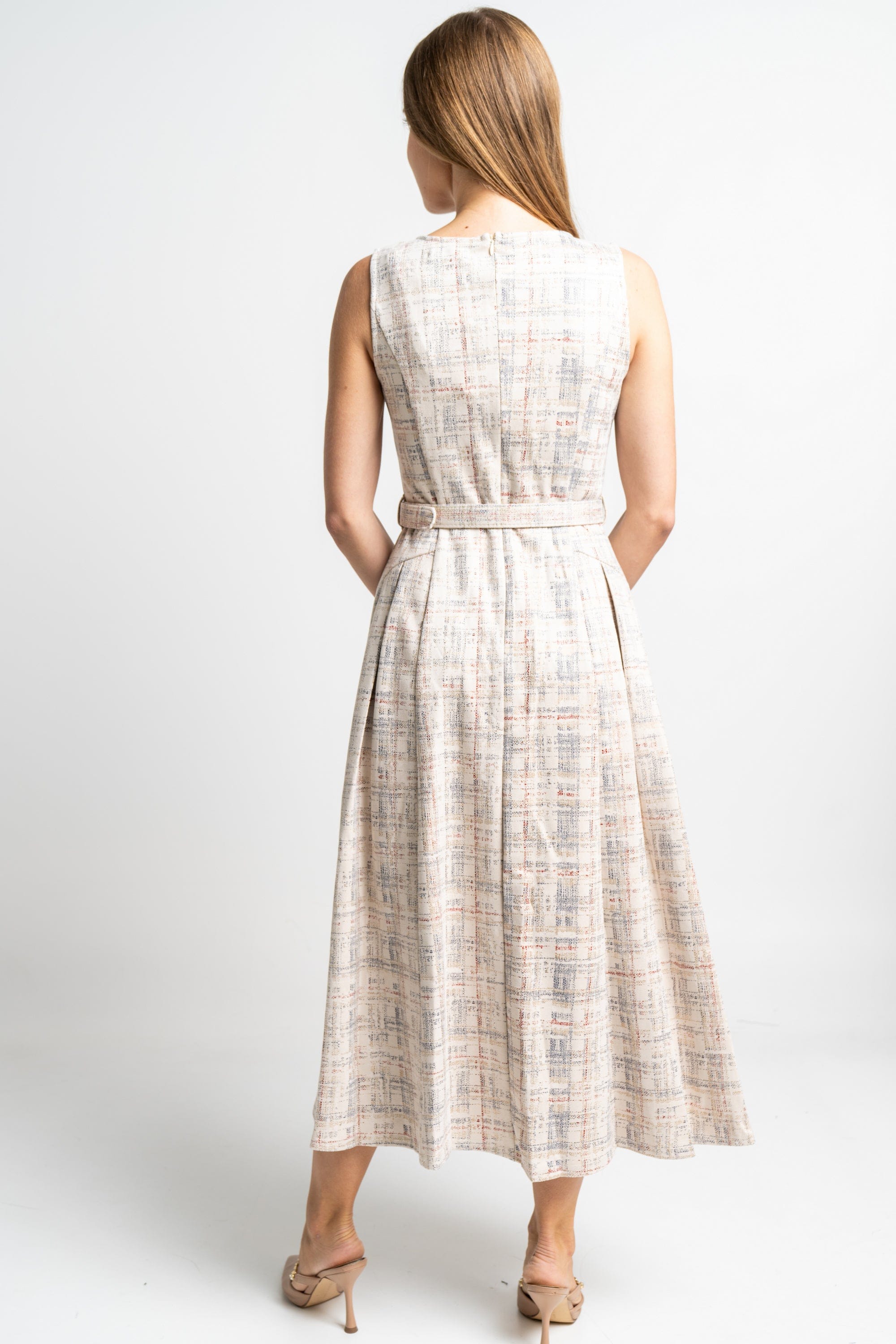 نتشي فستان ميدي كاروهات حمالات مخصر نسائي