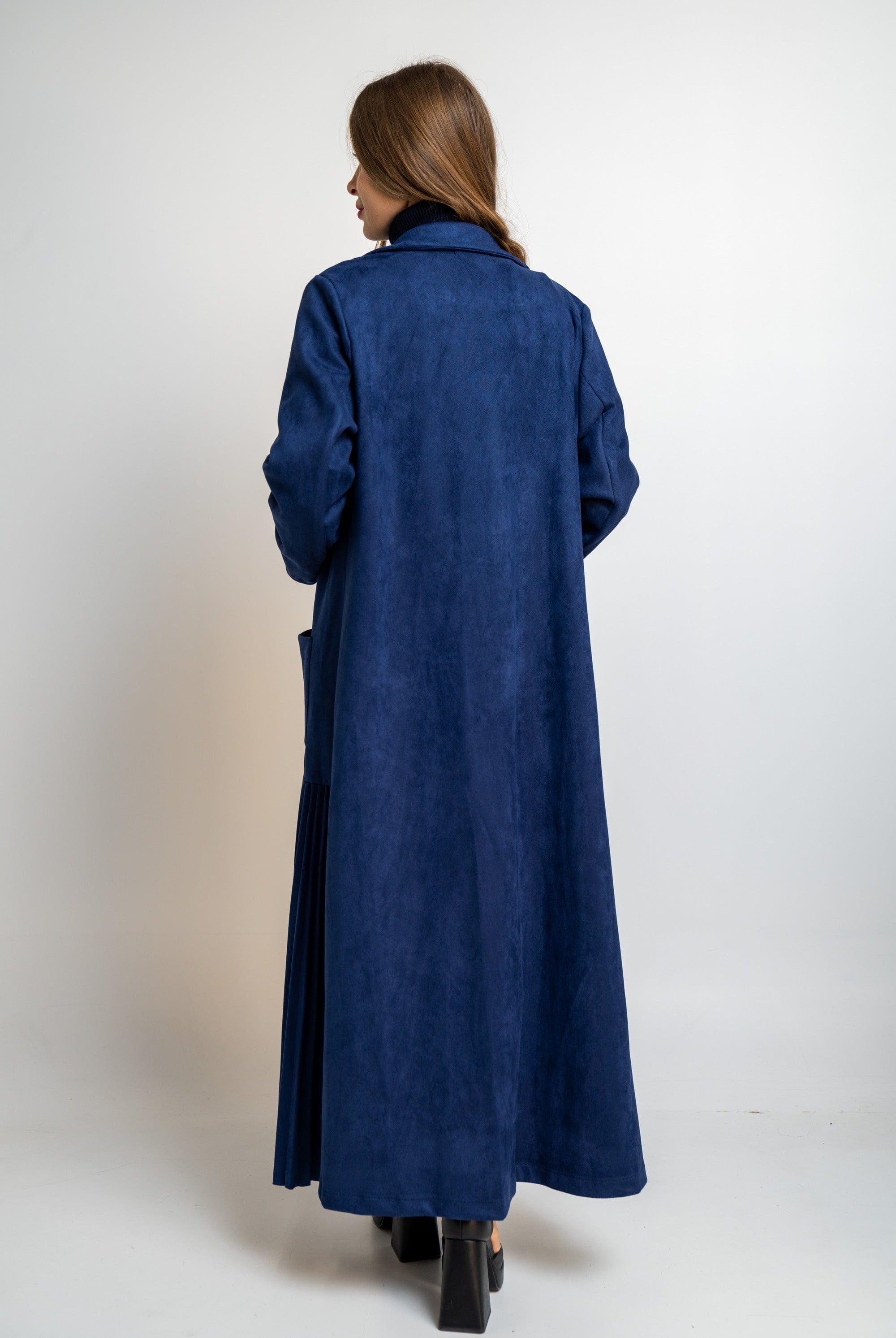 نتشي جاكيت طويل بجيوب وكشكشة نسائي