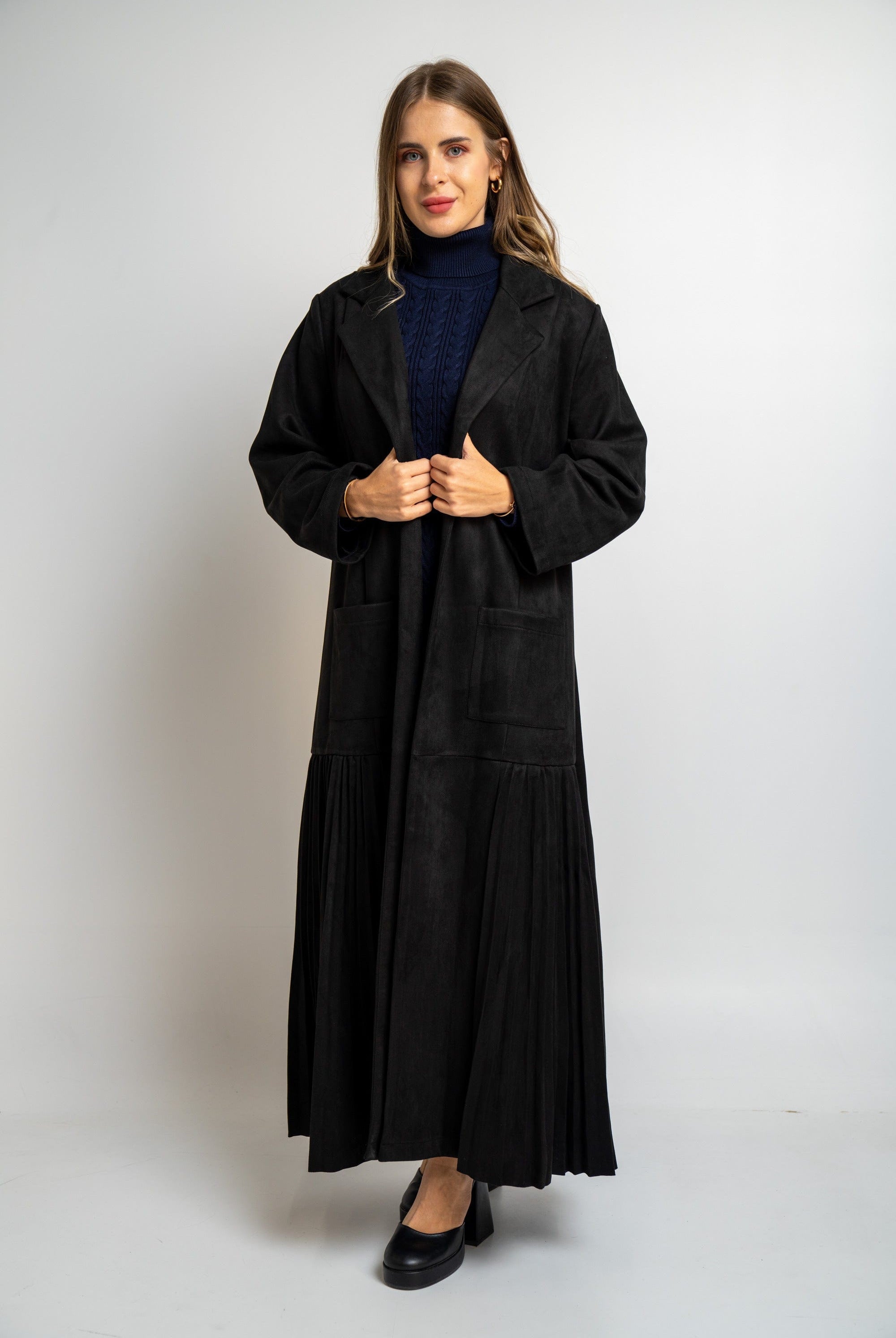 نتشي جاكيت طويل بجيوب وكشكشة نسائي