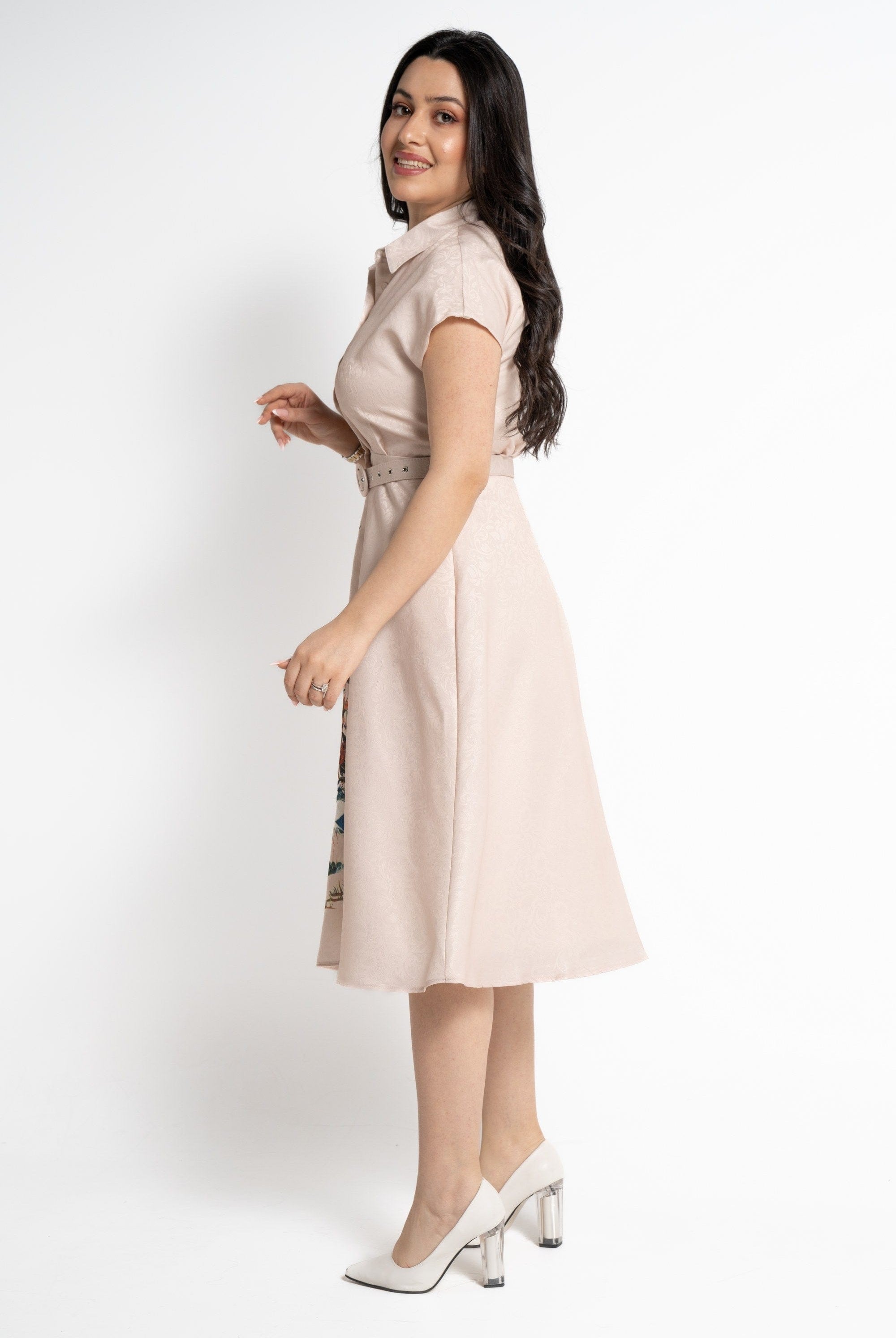 نتشي فستان قميص بأكمام قصيرة منقوش نسائي