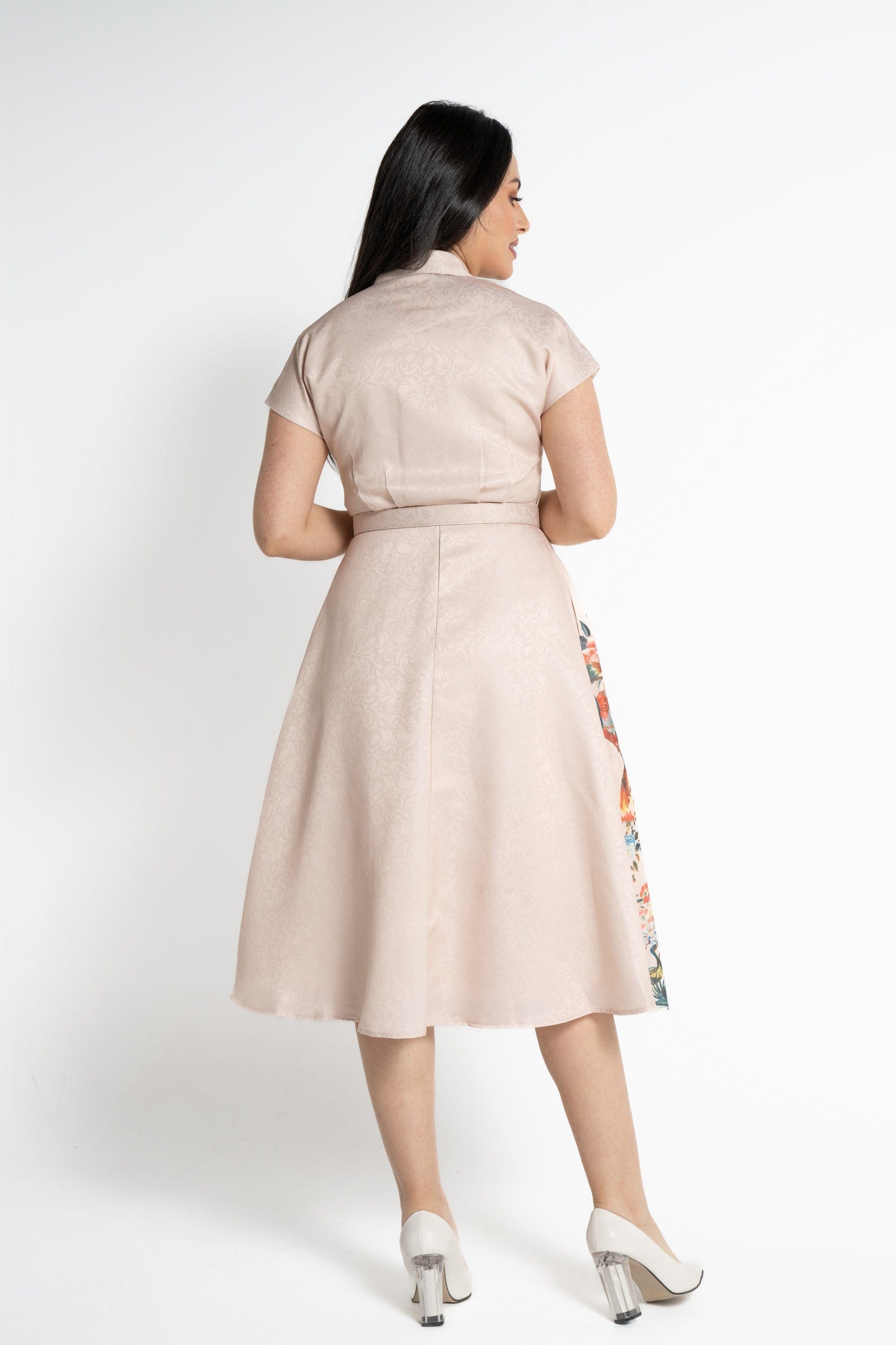 نتشي فستان قميص بأكمام قصيرة منقوش نسائي