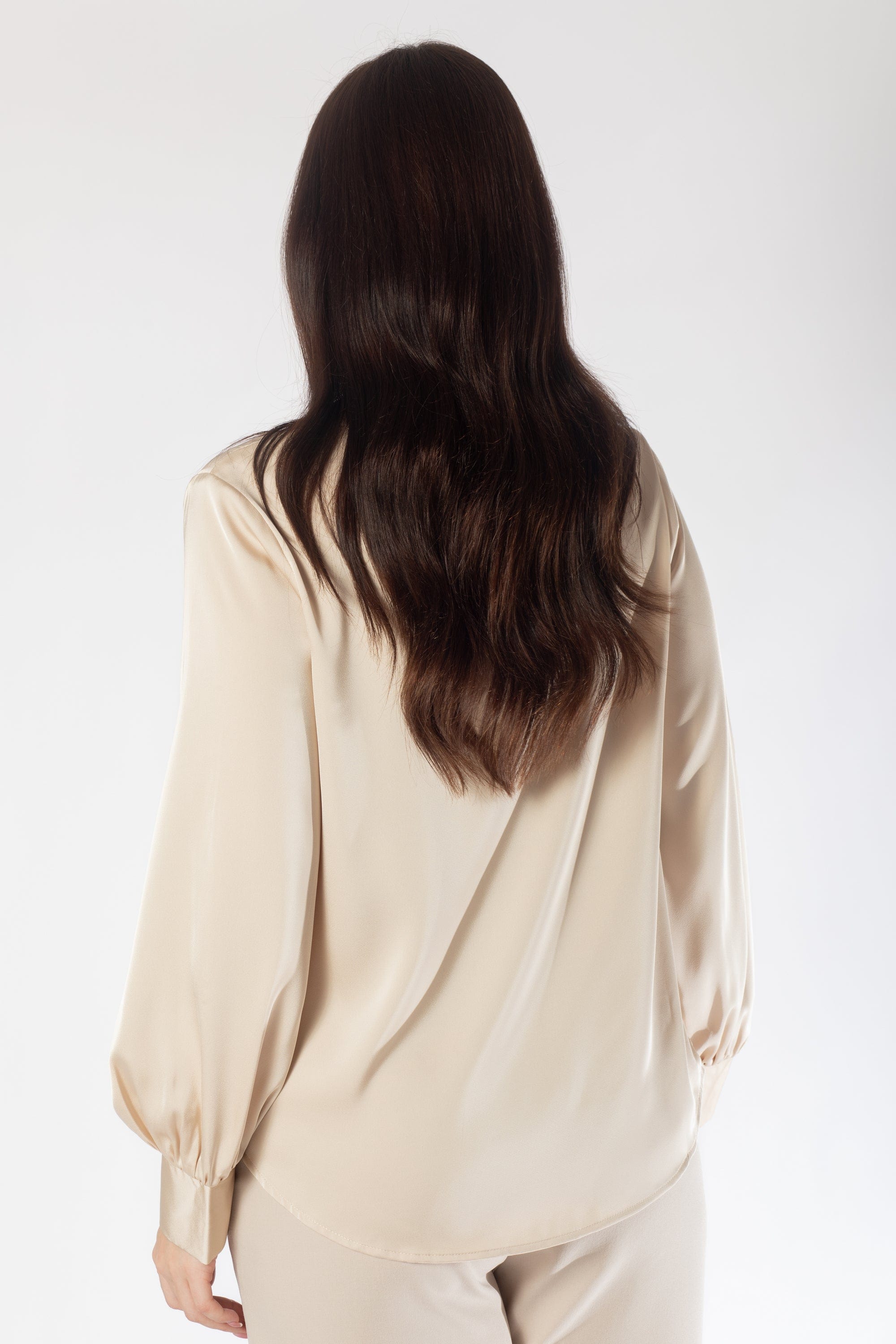 نتشي بلوزة بأكمام طويلة نسائية سادة ناعمة