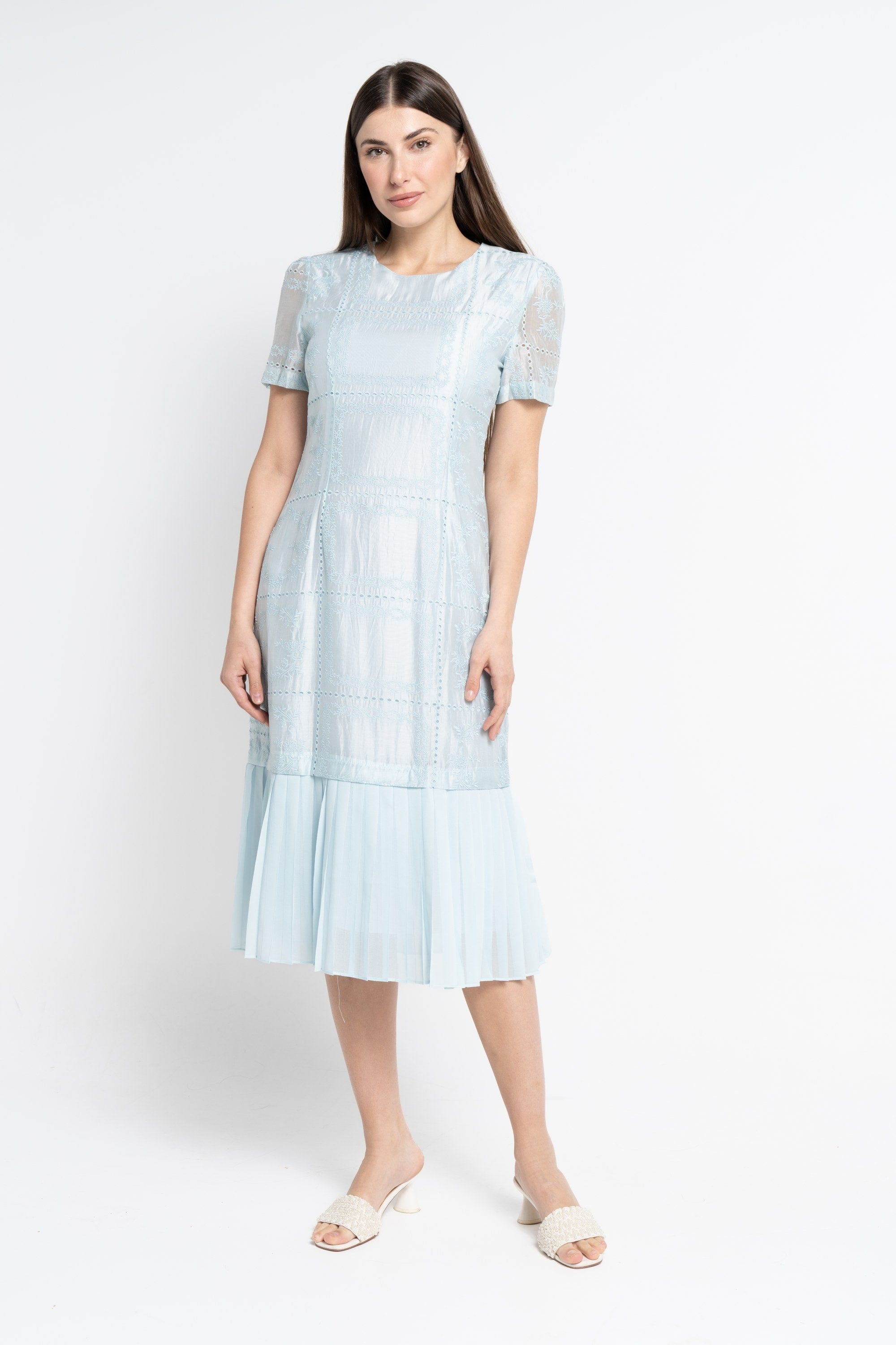 ูุชุดู ูุณุชุงู ู
ูุฏู ุจุฃูู
ุงู
ูุตูุฑุฉ ุจููุณูุฉ ู
ู ุงูุฃุณูู