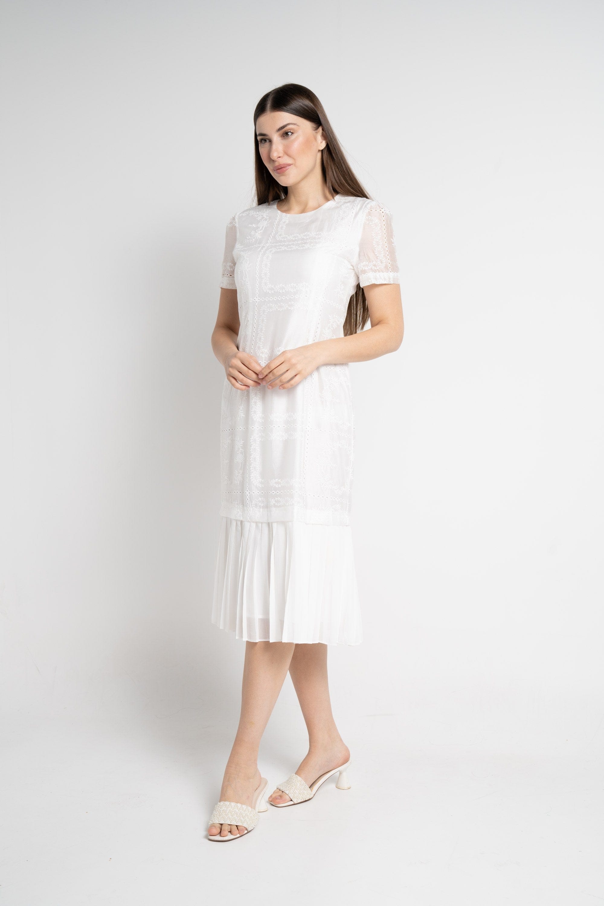 ูุชุดู ูุณุชุงู ู
ูุฏู ุจุฃูู
ุงู
ูุตูุฑุฉ ุจููุณูุฉ ู
ู ุงูุฃุณูู