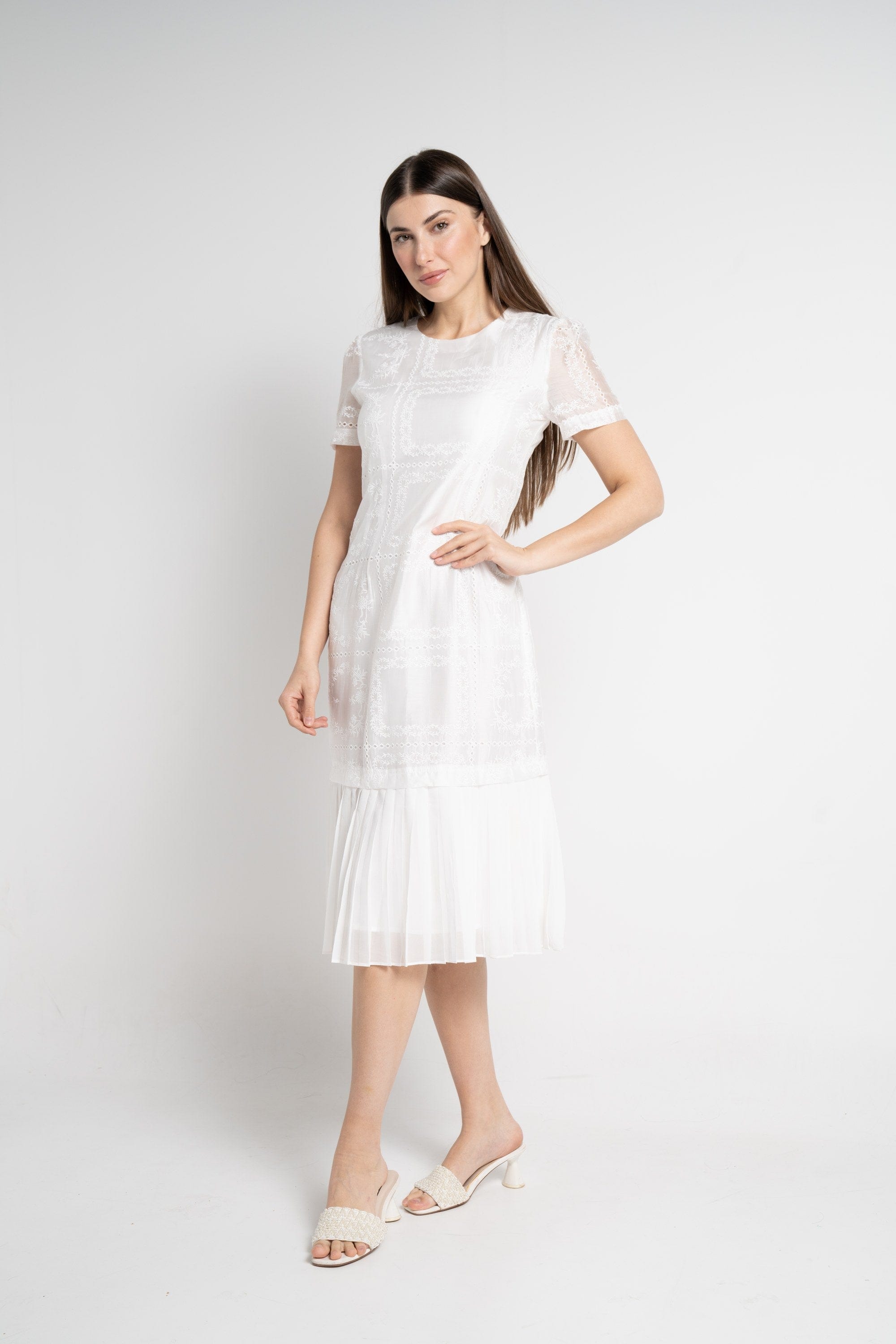 ูุชุดู ูุณุชุงู ู
ูุฏู ุจุฃูู
ุงู
ูุตูุฑุฉ ุจููุณูุฉ ู
ู ุงูุฃุณูู