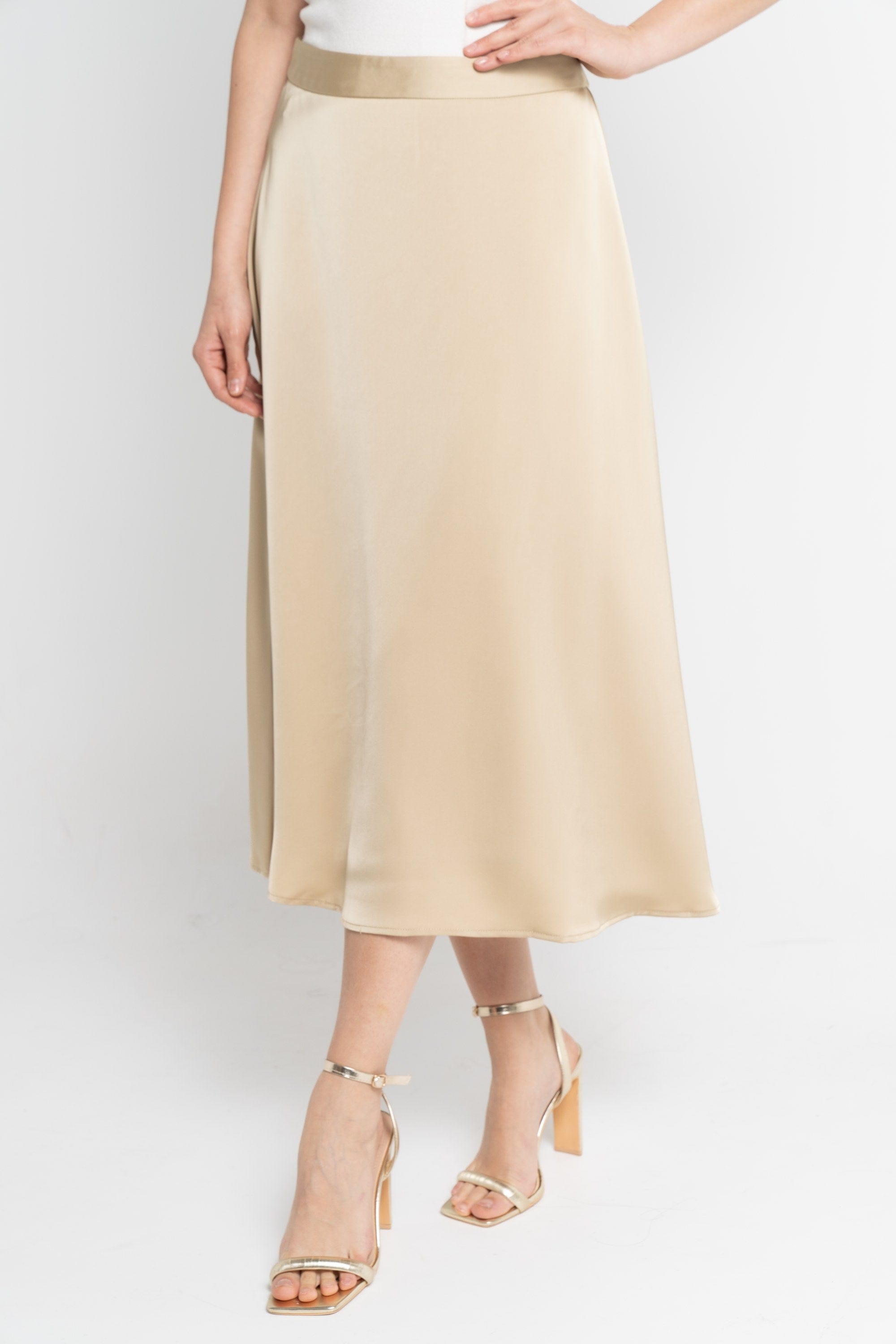 نتشي تنورة ميدي نسائية سادة ناعمة