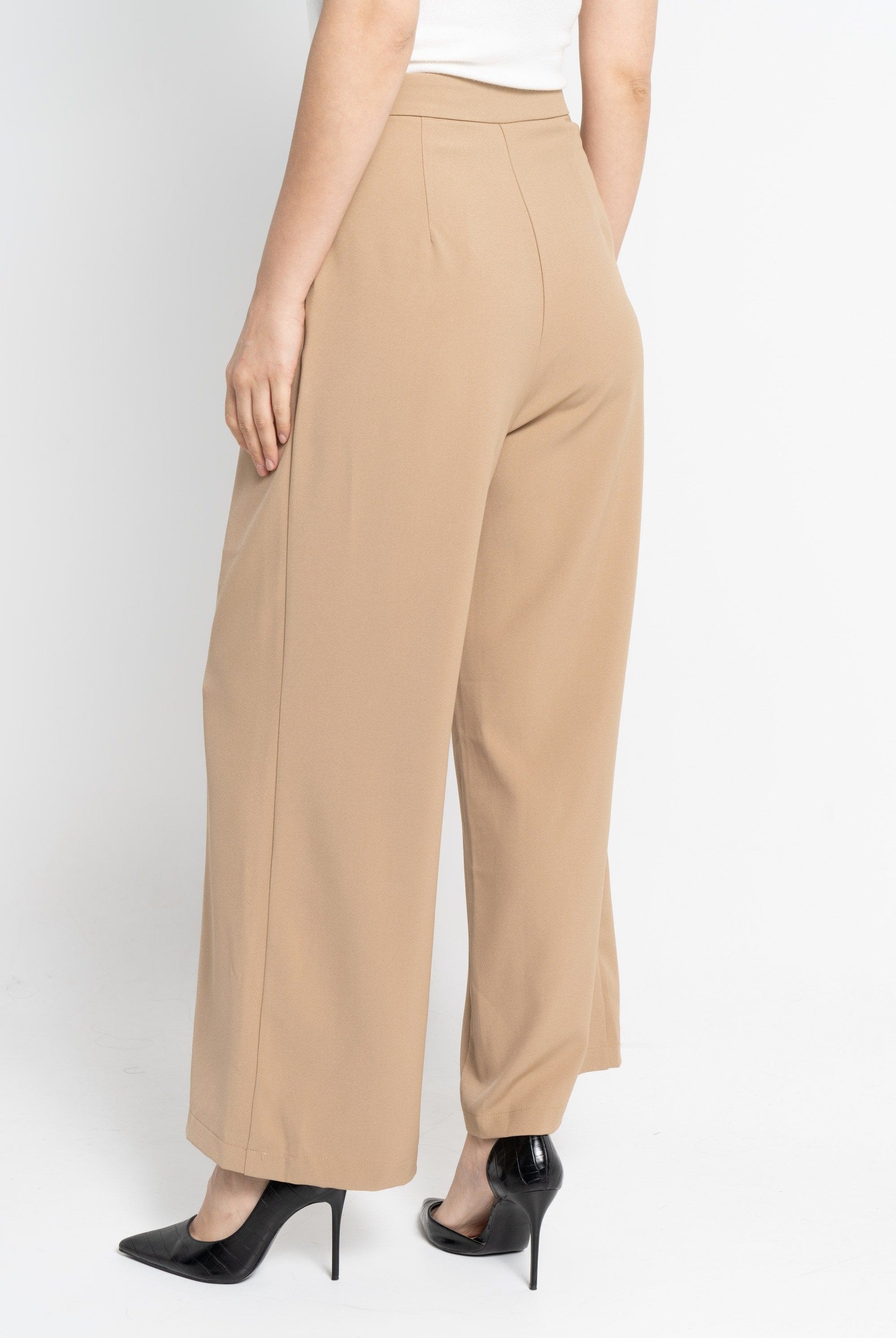 نتشي بنطلون طويل واسع مزين بسلسلة أمامية نسائي