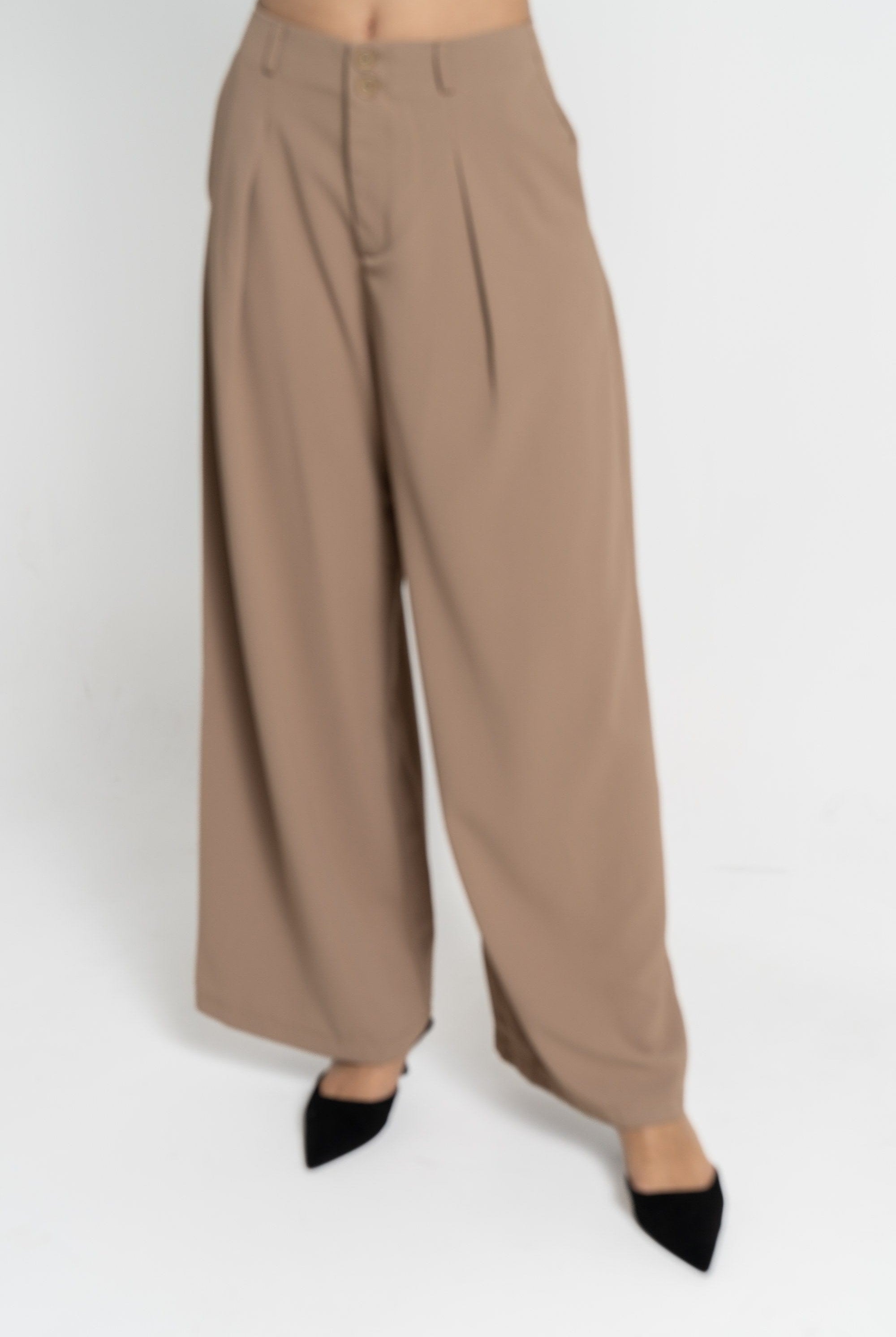 نتشي بنطلون طويل واسع بجيوب نسائي