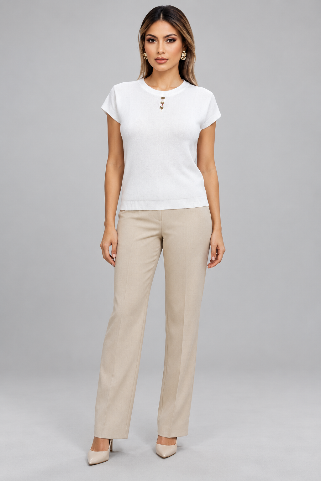 LIV0336AGI white tee full front on model Beatriz