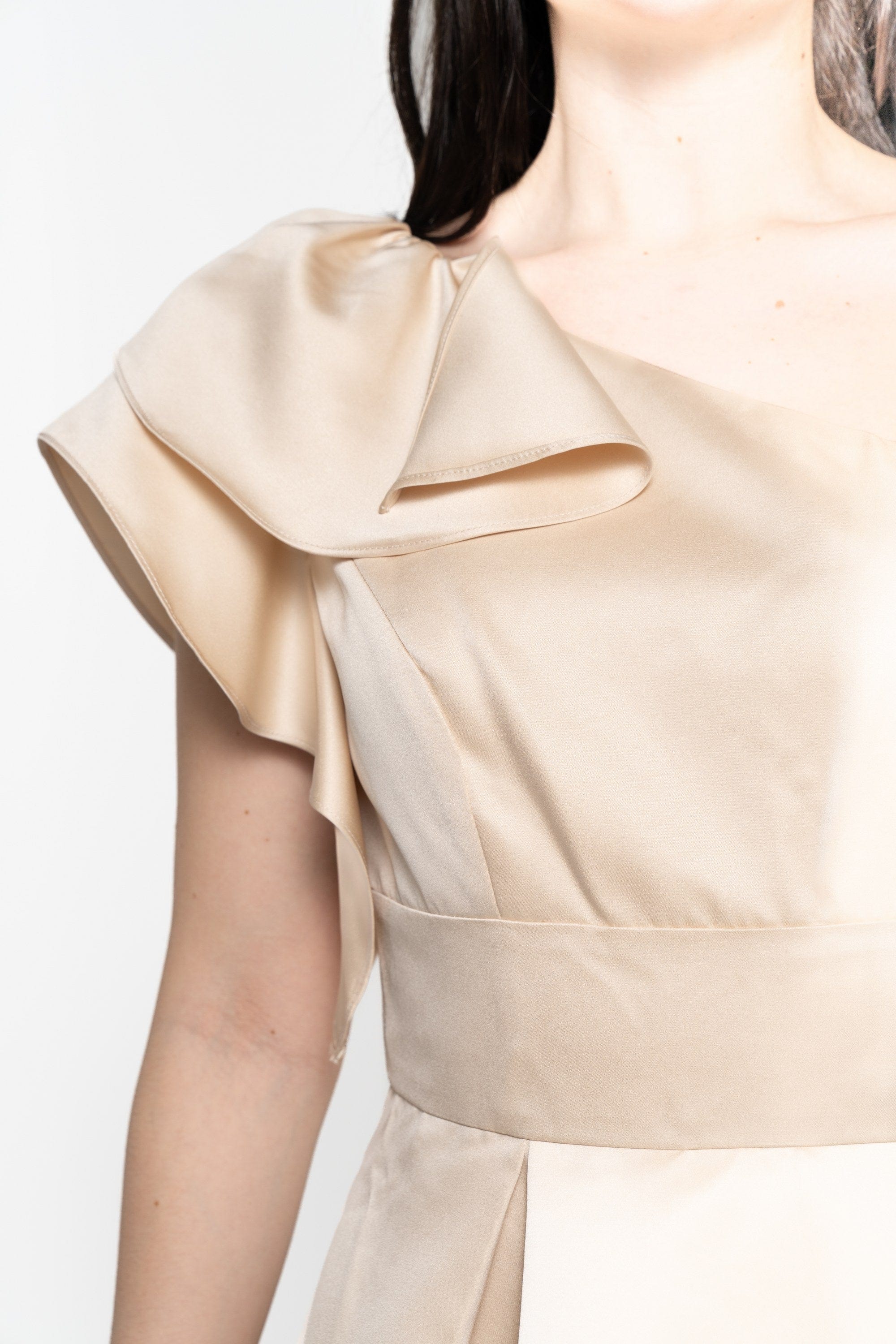 نتشي فستان ماكسي بدون أكمام ناعم اوف شولدر